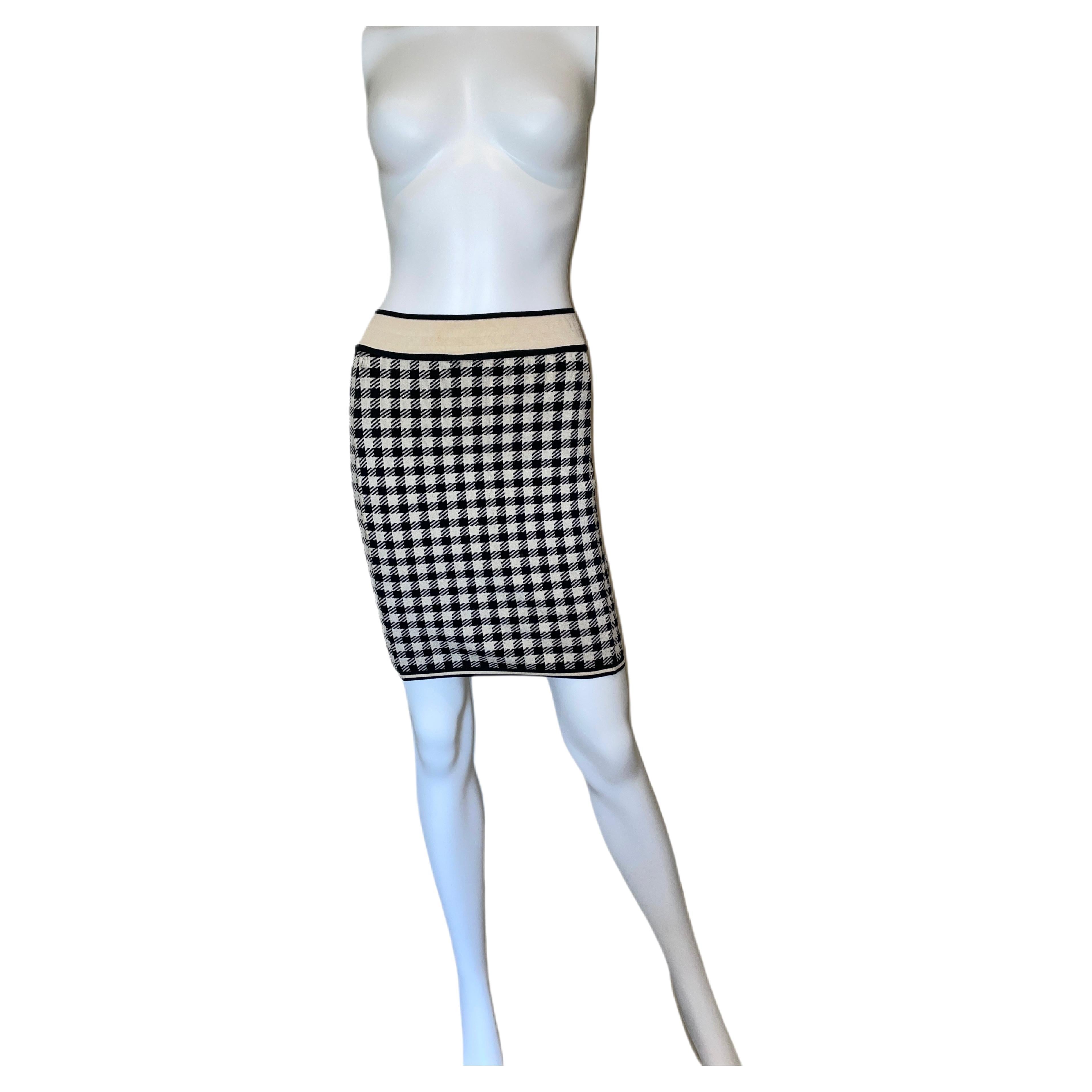 AZZEDINE ALAIA 
91 tati skirt