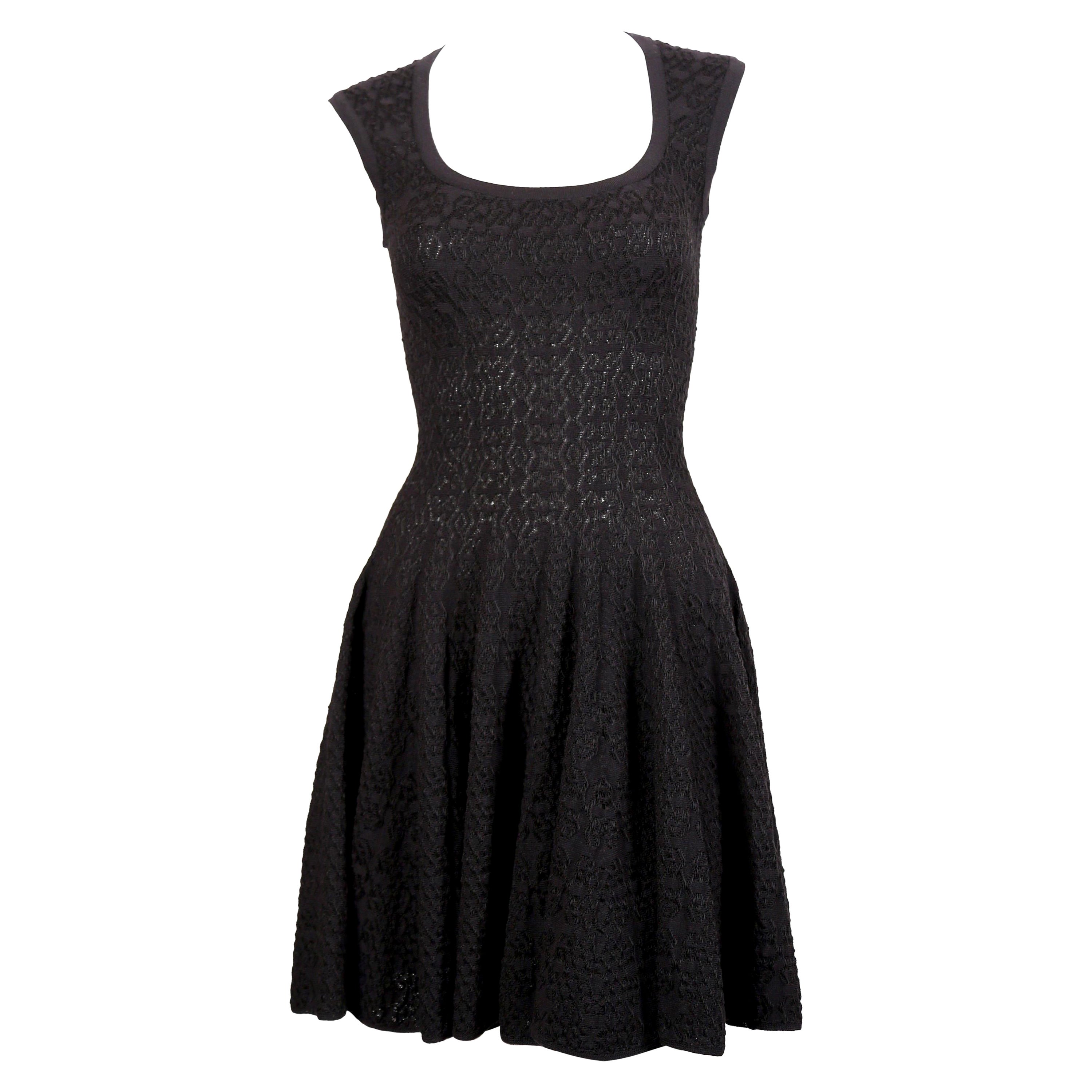 Azzedine Alaia - Robe en maille noire Muguet en vente