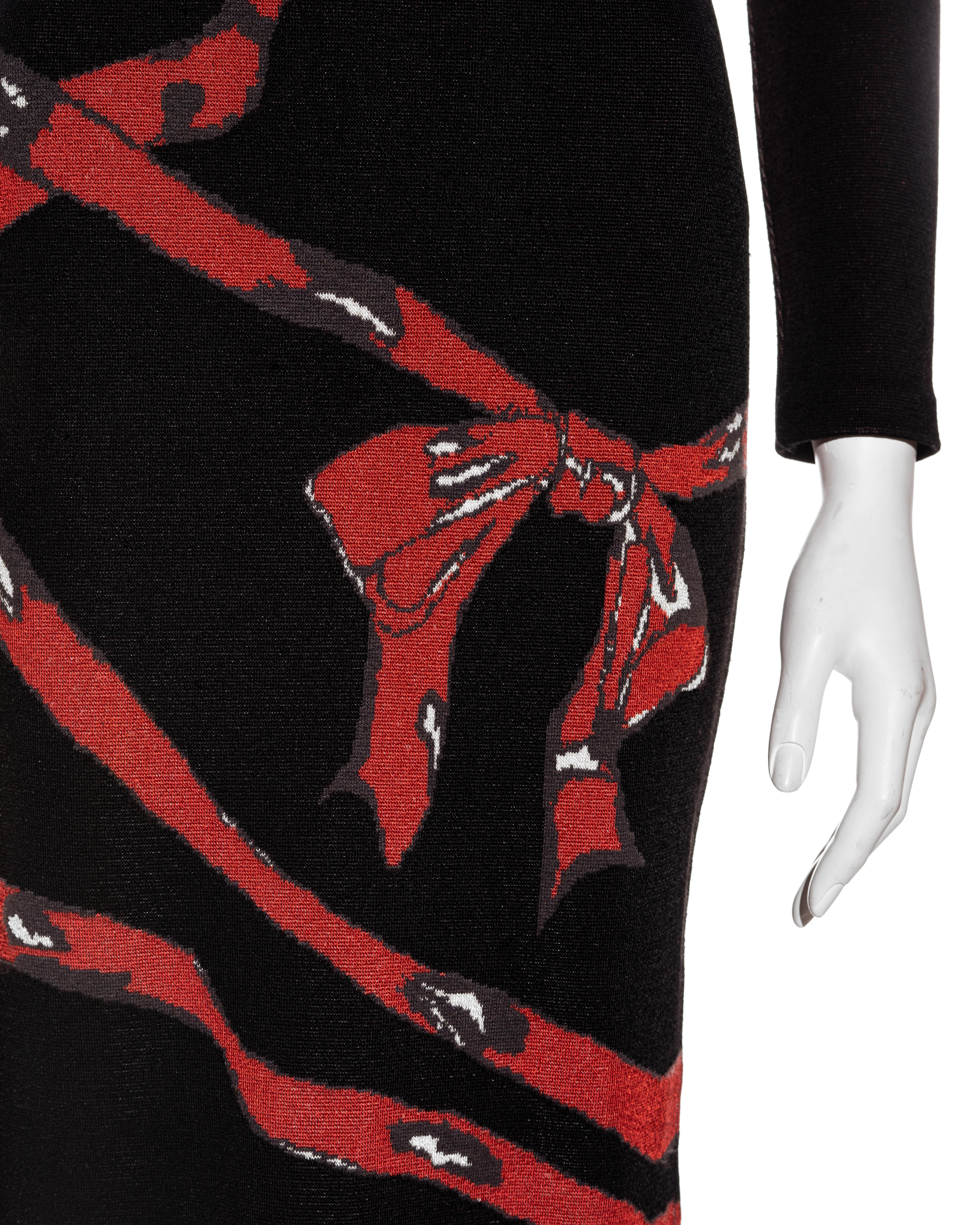Black Azzedine Alaia black knitted bodycon dress with red ribbon graphic, fw 1992 For Sale