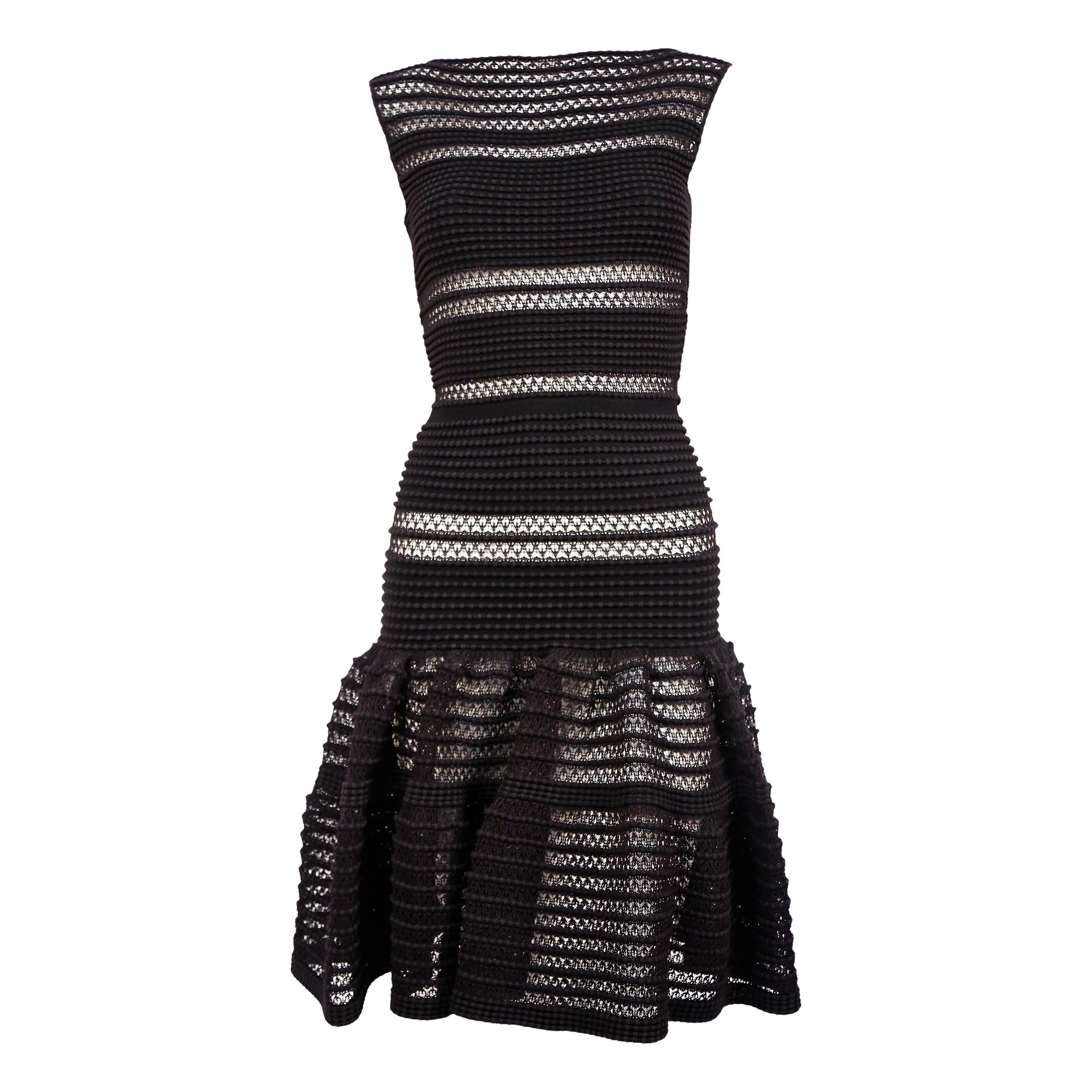 Azzedine Alaia Schwarzes Kleid aus Spitzenstrick