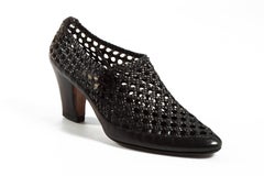 Azzedine Alaia black leather and crochet pointed heels, ca. 1985-1988