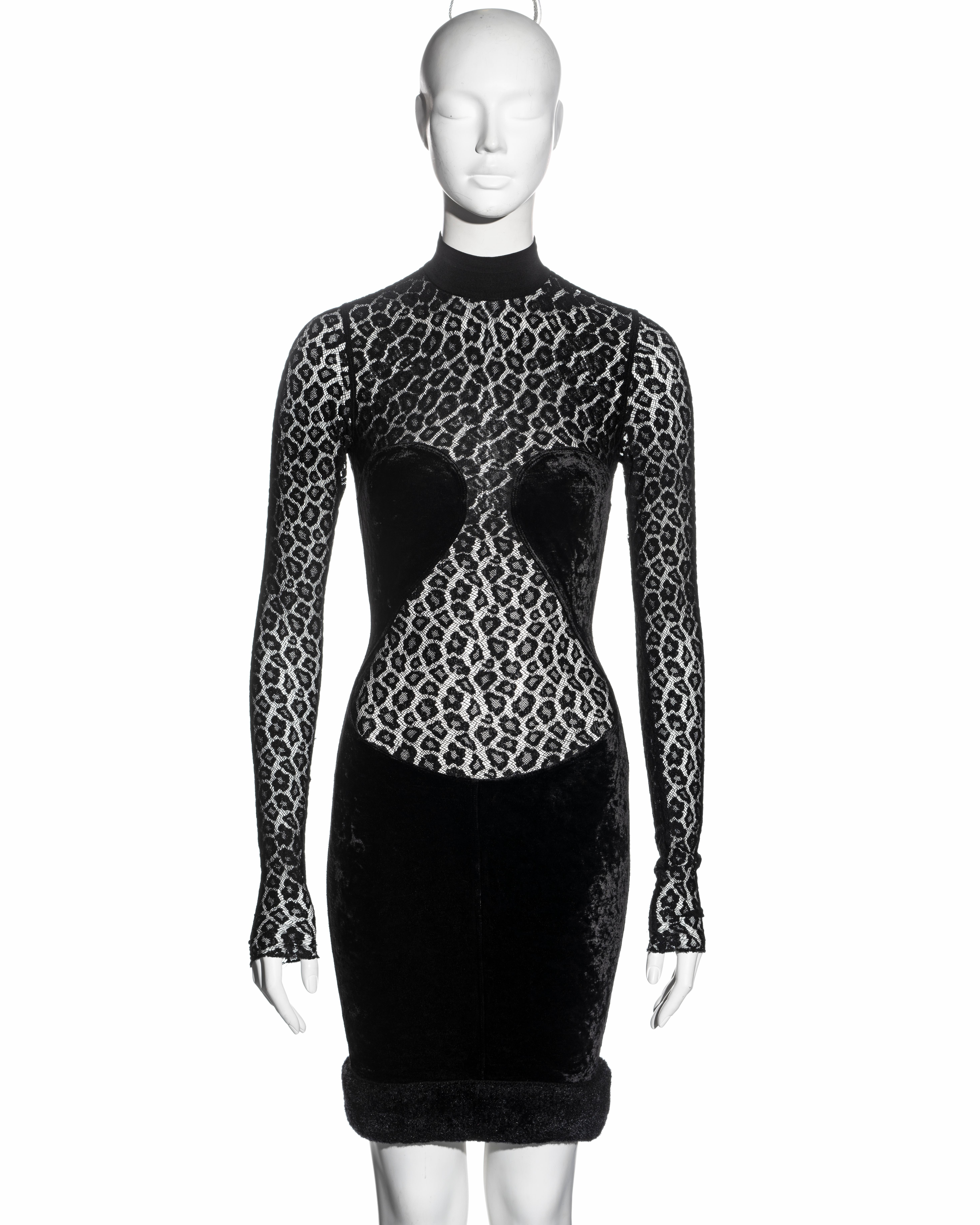 ▪ Important Azzedine Alaia evening dress
▪ Black stretch velvet and leopard lace 
▪ Large chenille band around the hem
▪ Figure hugging fit 
▪ Size XS
▪ Fall-Winter 1991 
▪ 70% Rayon, 20% Nylon, 10% Spandex
▪ Made in Italy