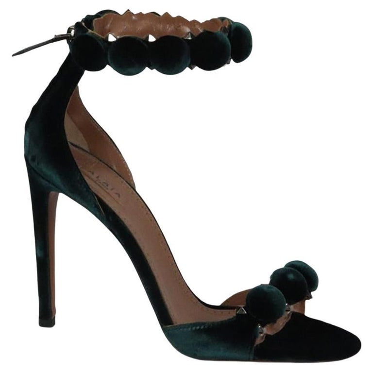Azzedine Alaïa Bombe Studded Velvet Sandals Eu 38 Uk 5 Us 8 For Sale at  1stDibs