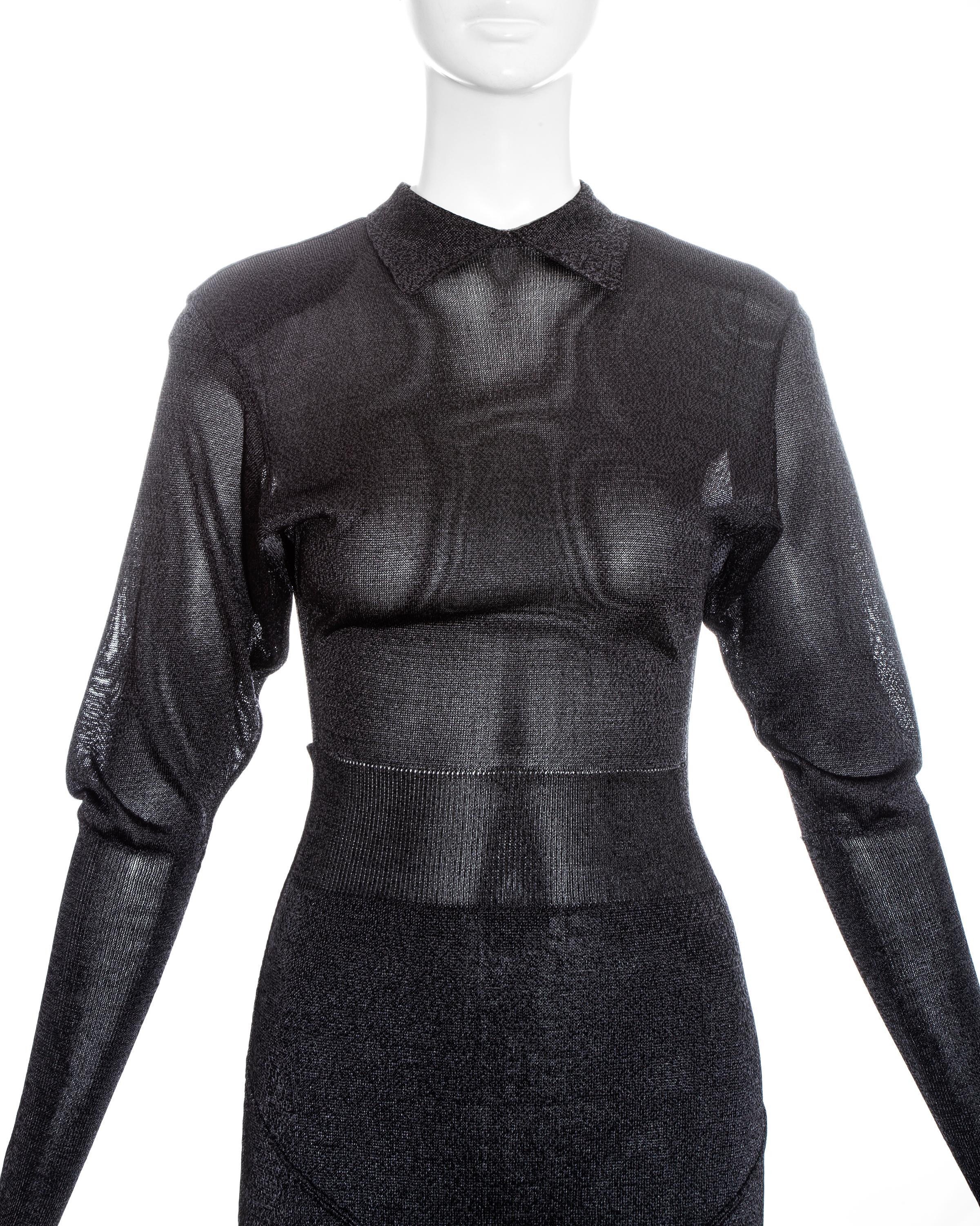 Azzedine Alaia grey acetate knit evening dress with pointed collar with button fastening at back

Fall-winter 1986
