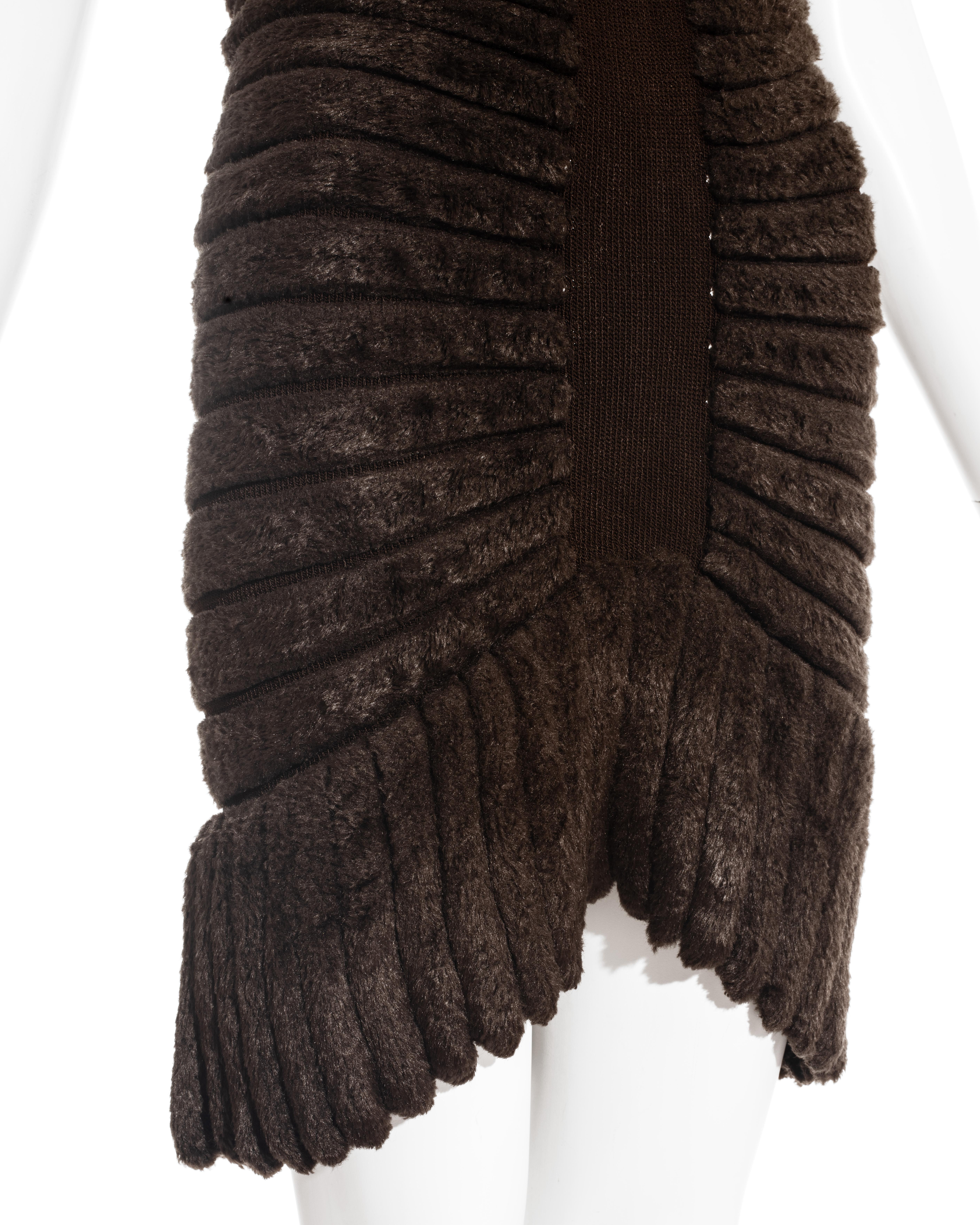 Azzedine Alaia brown chenille knitted 'houpette' mini dress, ss 1994 In Excellent Condition For Sale In London, GB