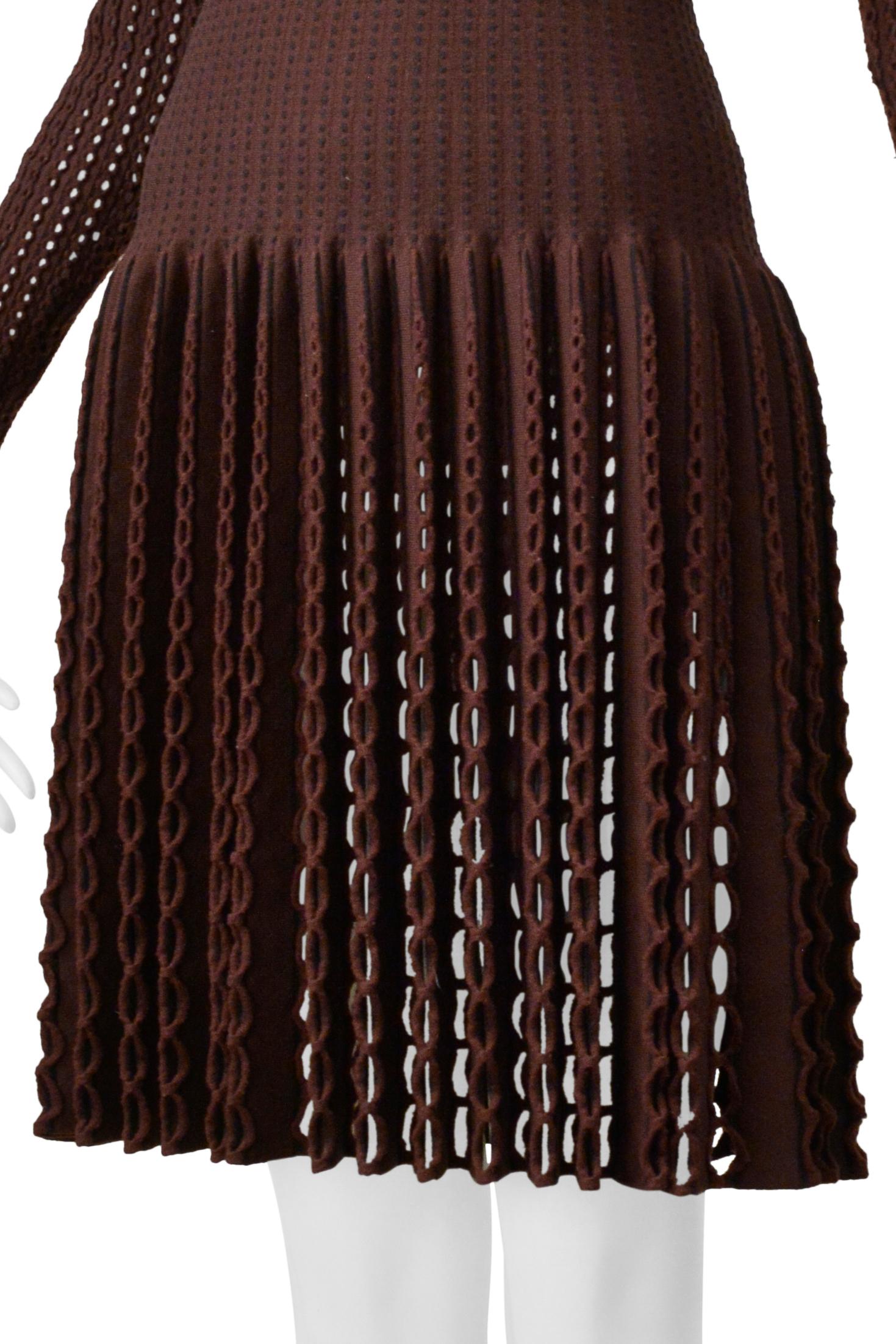 Azzedine Alaia - Vestito in maglia fantasia con taglio laser marrone in vendita 1
