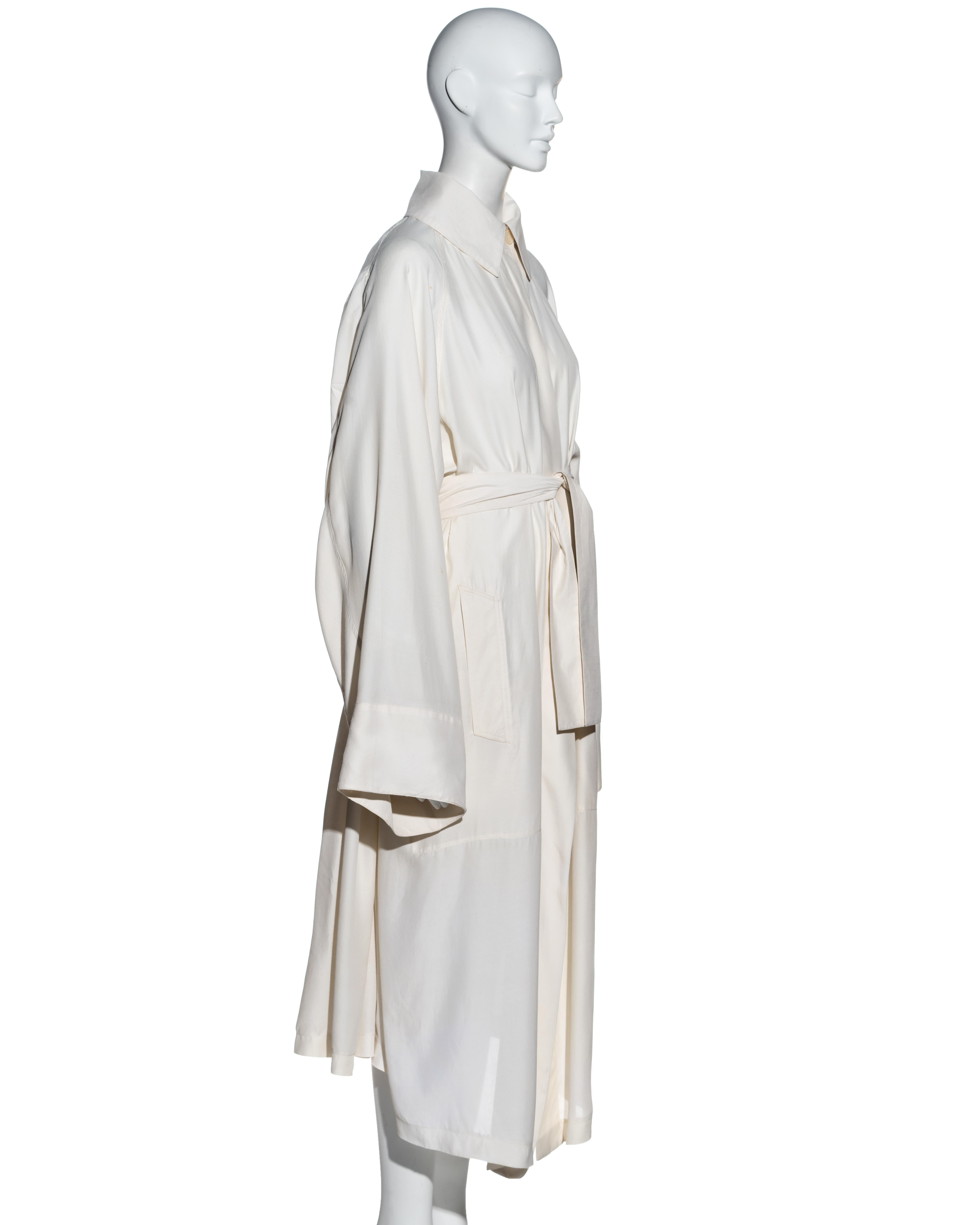 Azzedine Alaïa - Robe manteau plissée en coton crème, printemps-été 1985 en vente 2