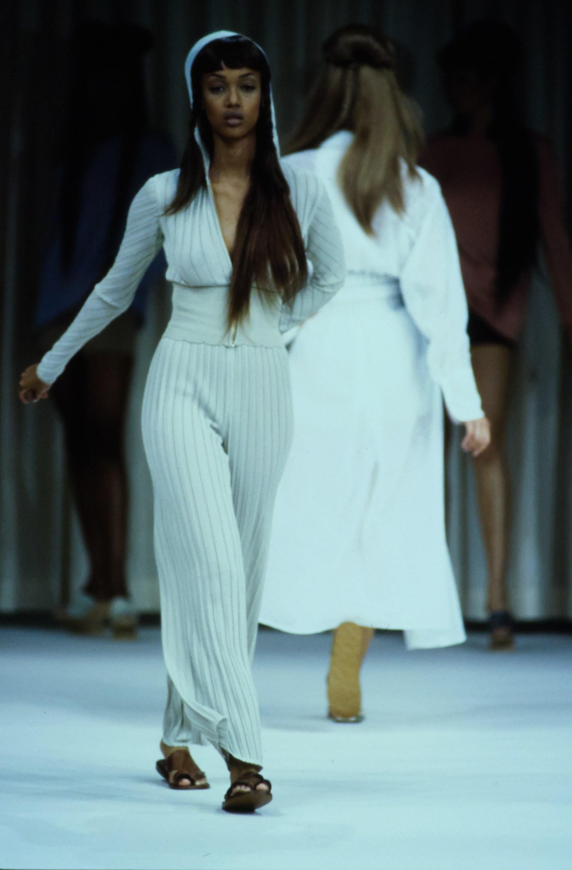 Women's Azzedine Alaia cream rayon knit 5 piece pant suit set, ss 1992 For Sale