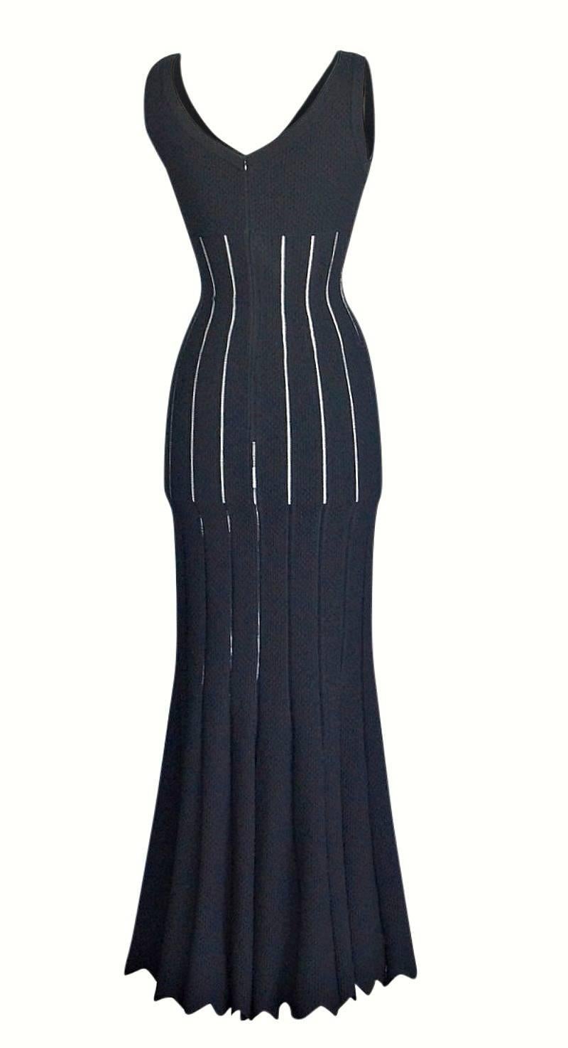 Azzedine Alaia Dress Black Exquisite Shape and Knit Full Length 38 / 6 New In New Condition For Sale In Miami, FL