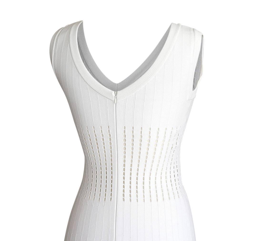 Gray Azzedine Alaia Dress White Perforated Detail Small Car Wash Hem 40 / 6 New For Sale