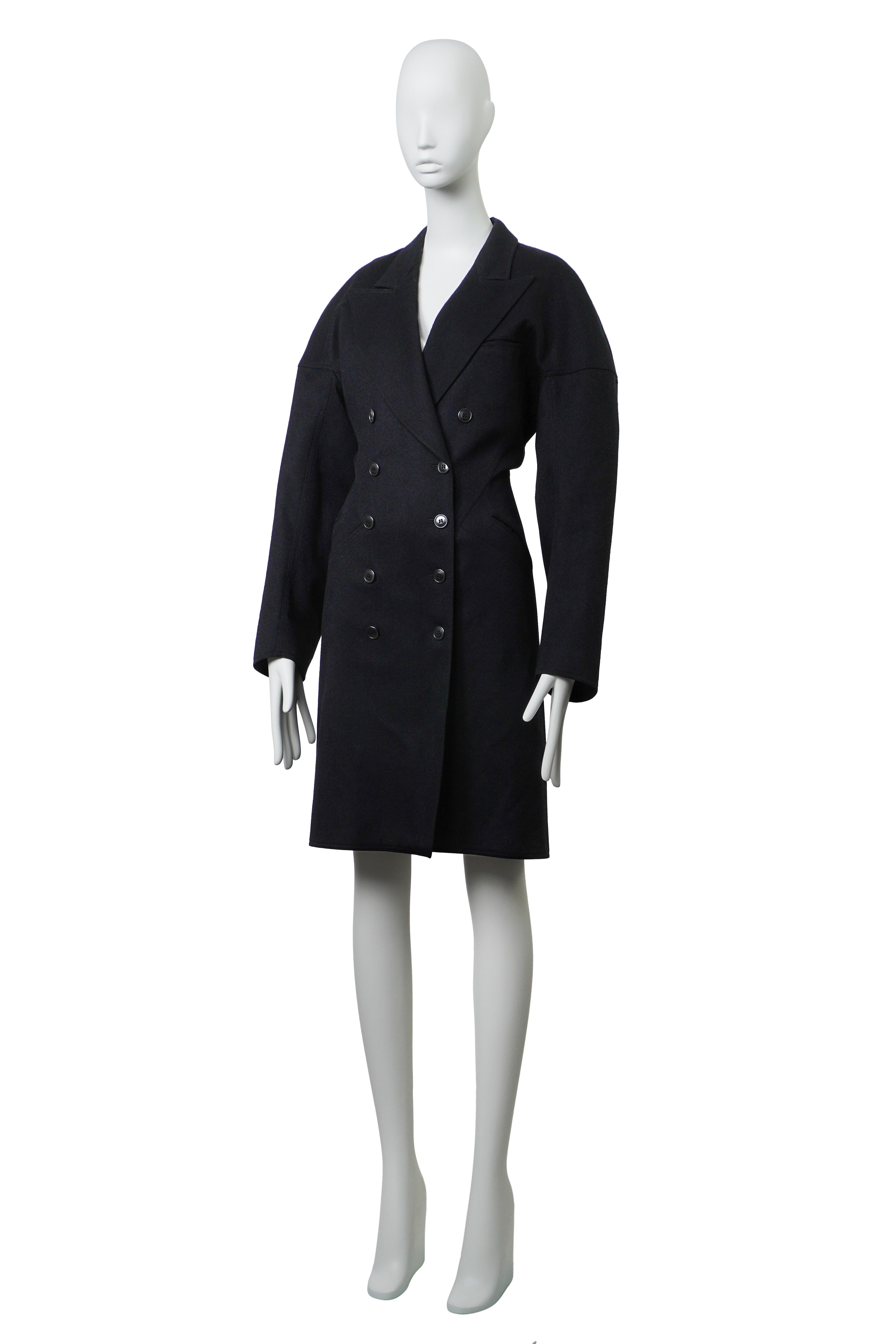 Donna AZZEDINE ALAÏA A/I 1986 Raro Cappotto da Passerella FR42 in vendita