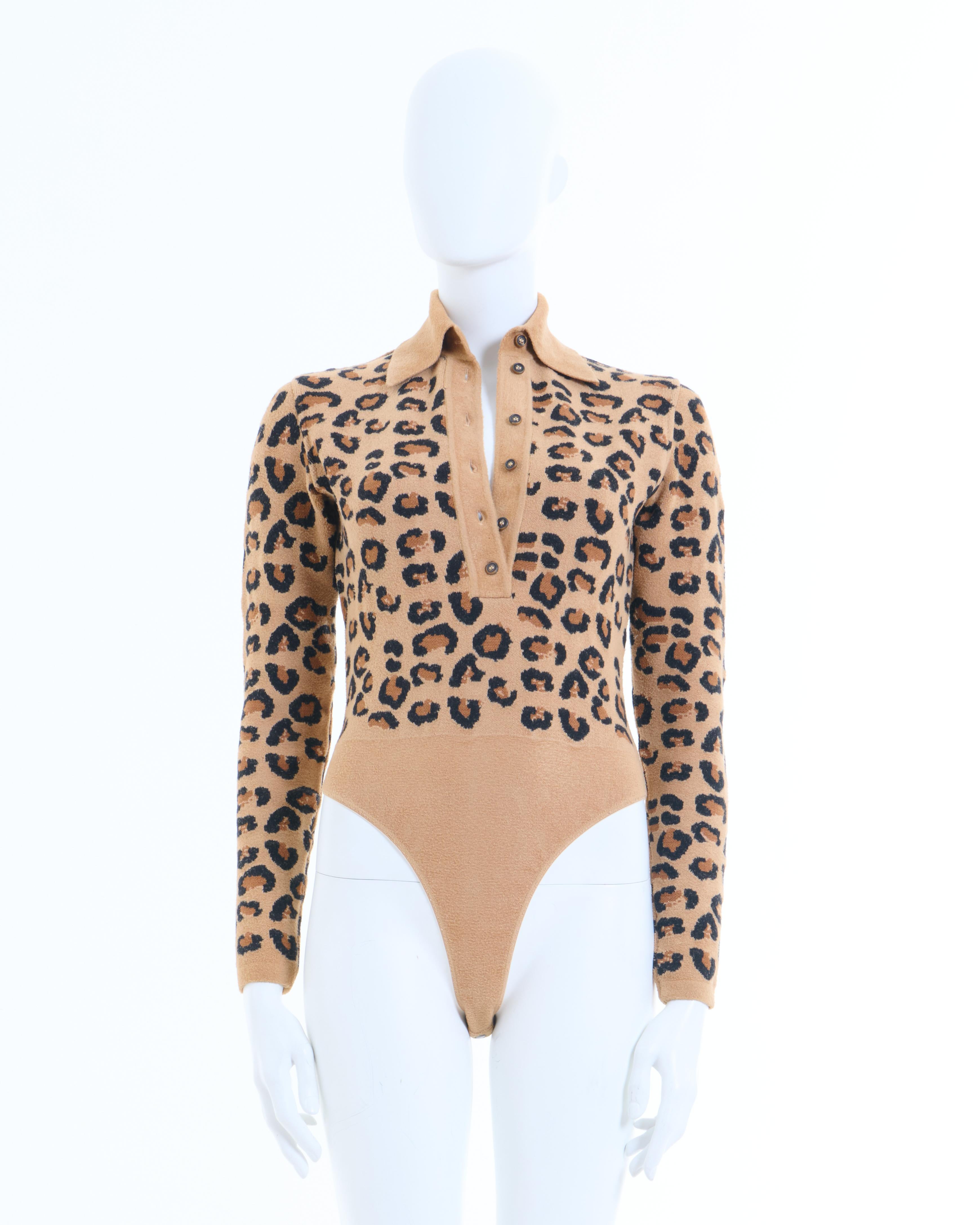 Azzedine Alaïa F/W 1991 Leopard wool knitted body and leggings set  For Sale 5