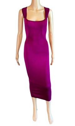 Azzedine Alaia, robe midi vintage ajustée et ouverte dans le dos, défilé A/H 1992