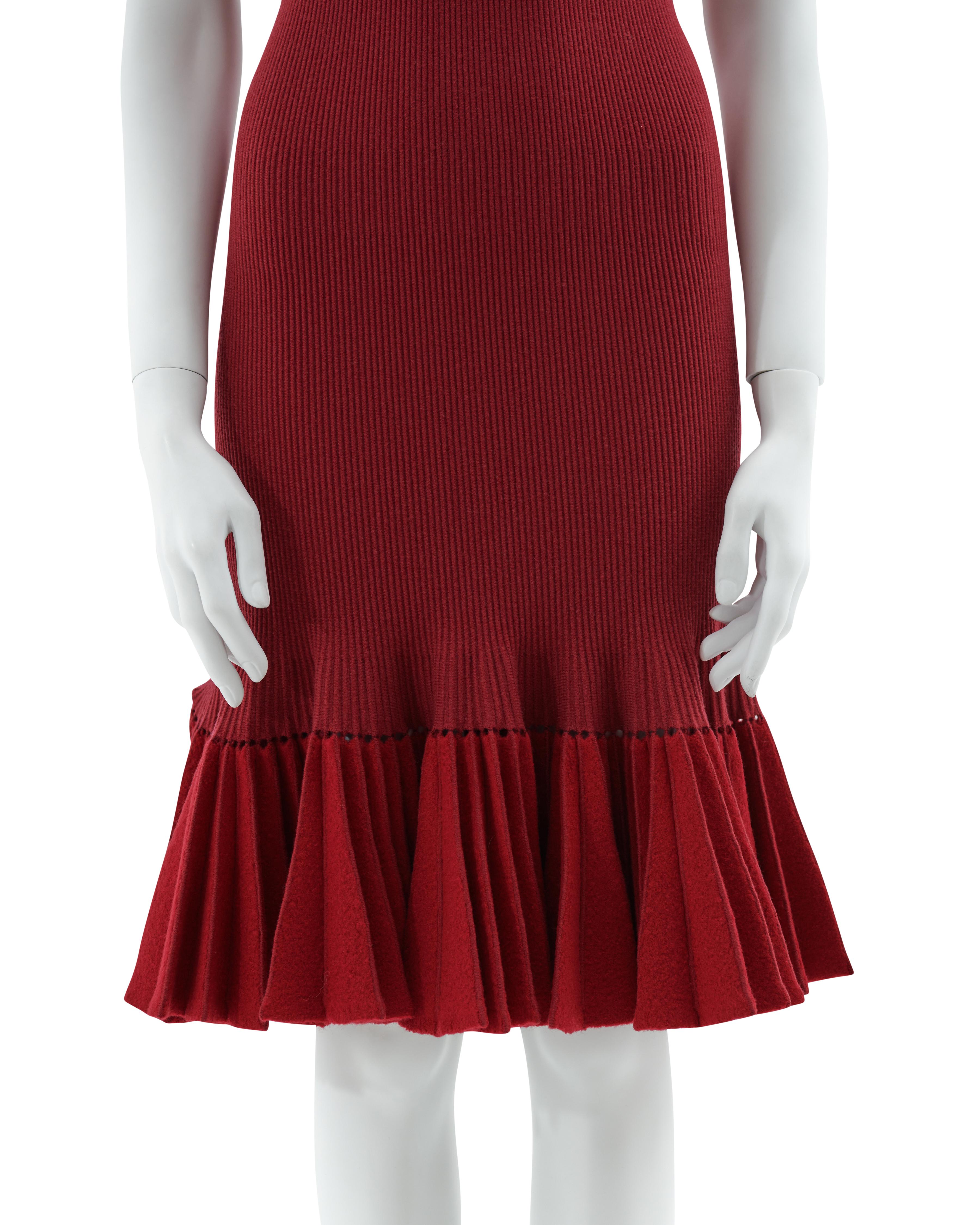 Azzedine Alaïa F/W 2009 Red ribbed pleated wool dress 1