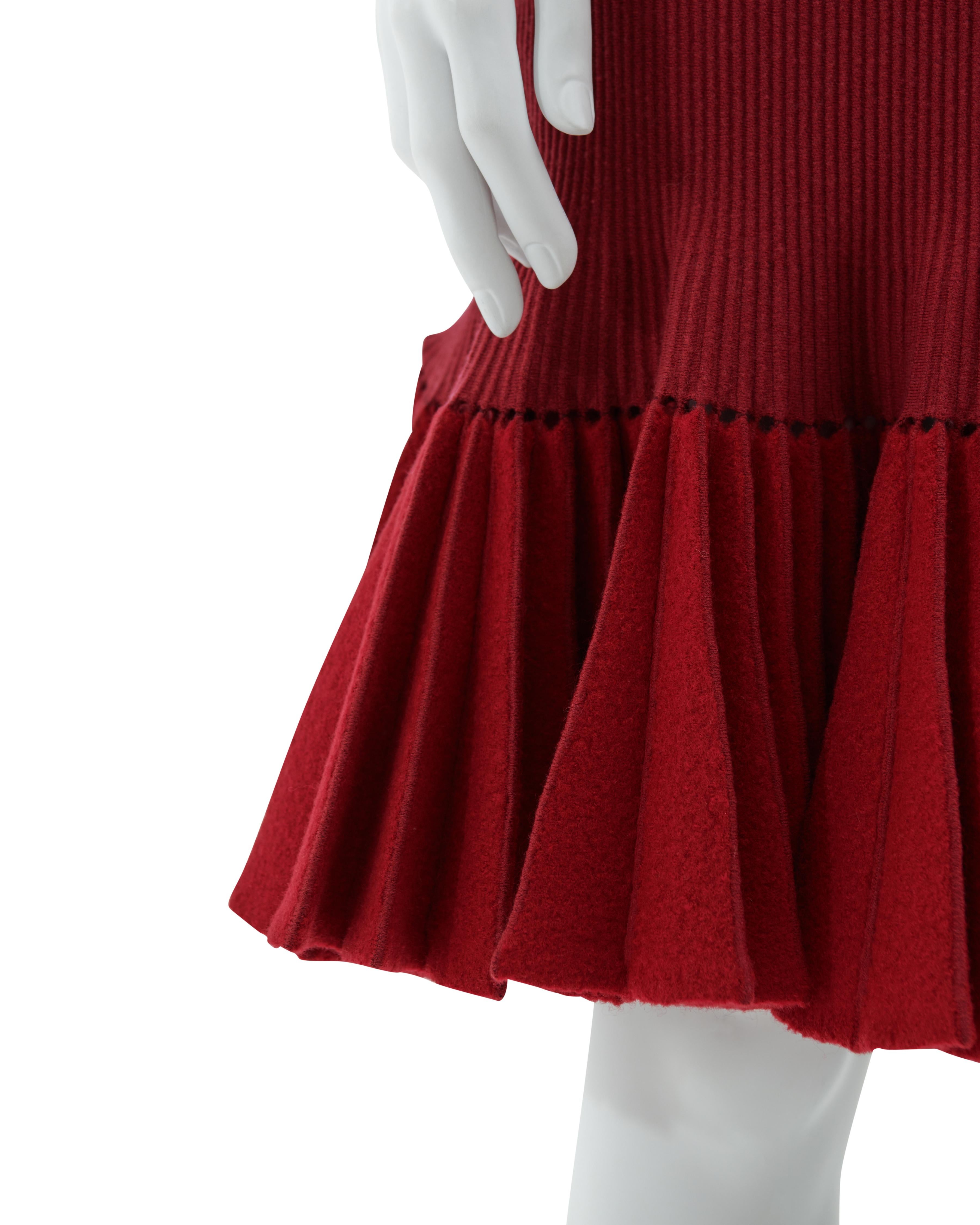 Azzedine Alaïa F/W 2009 Red ribbed pleated wool dress 5