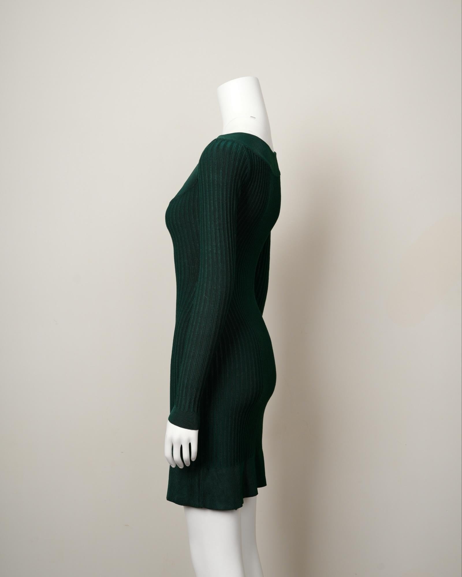 Gray Azzedine Alaïa Fall 1990 Ribbed Knit Green Dress – Scoop Neck & Ruffled Hem For Sale