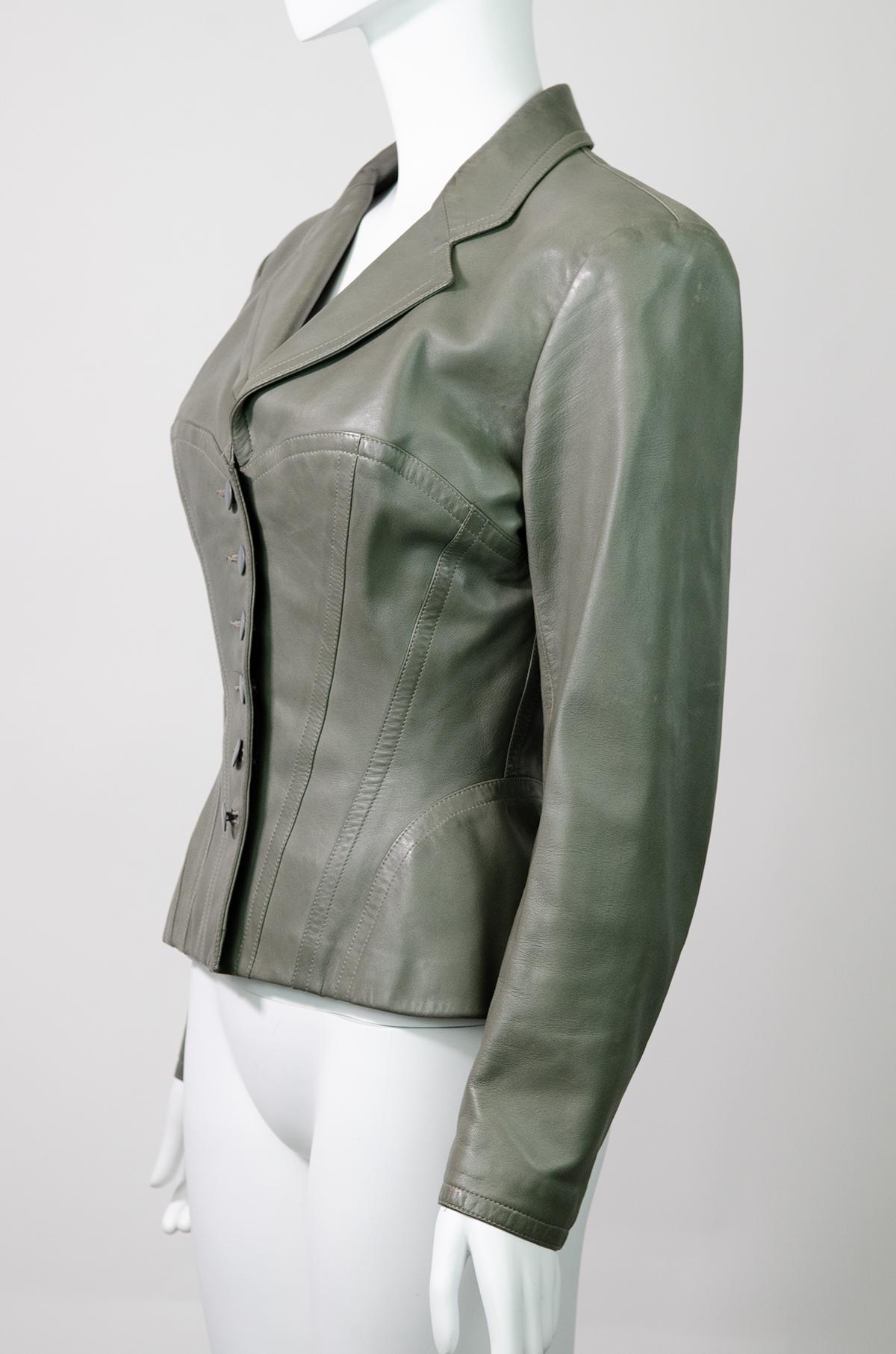 AZZEDINE ALAÏA FW 1987 Grey Runway Leather Corset Jacket  In Excellent Condition For Sale In Berlin, BE