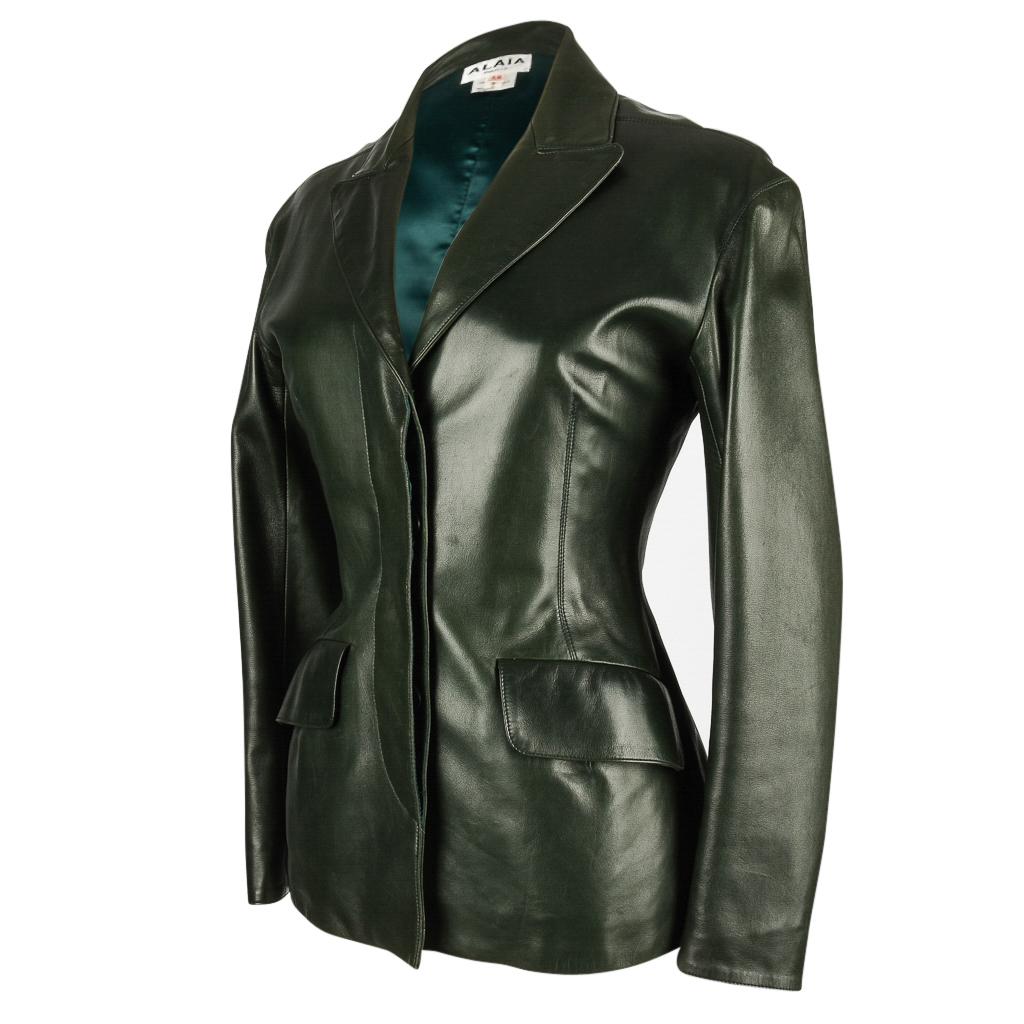 Azzedine Alaia Jacket Vintage Shaped Dark Bottle Green Leather 38 / 6 In Good Condition In Miami, FL
