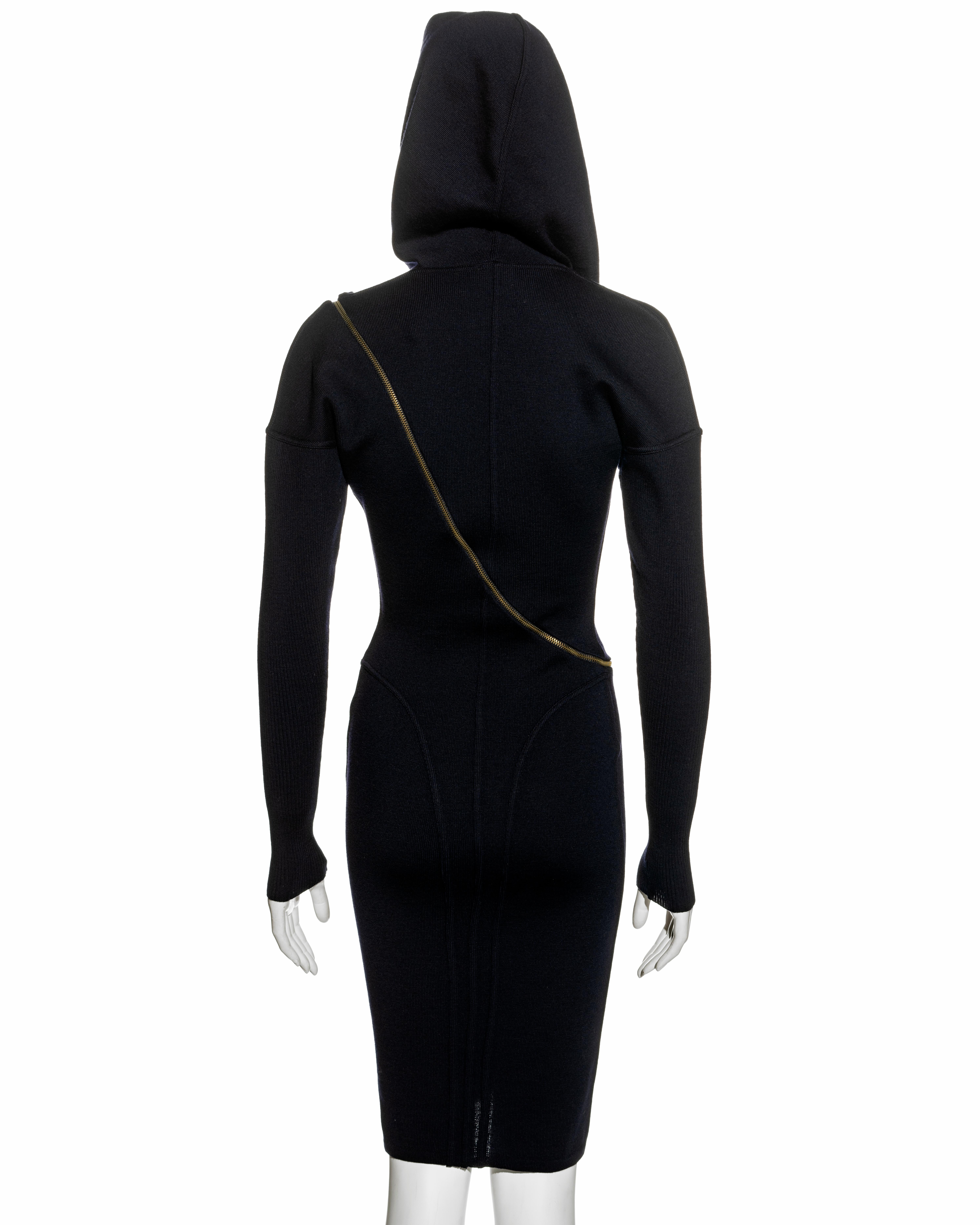 Azzedine Alaia Marineblaues gestricktes Bodycon-Kleid aus Jungfrauenwolle mit Kapuze, fw 1986 im Angebot 6