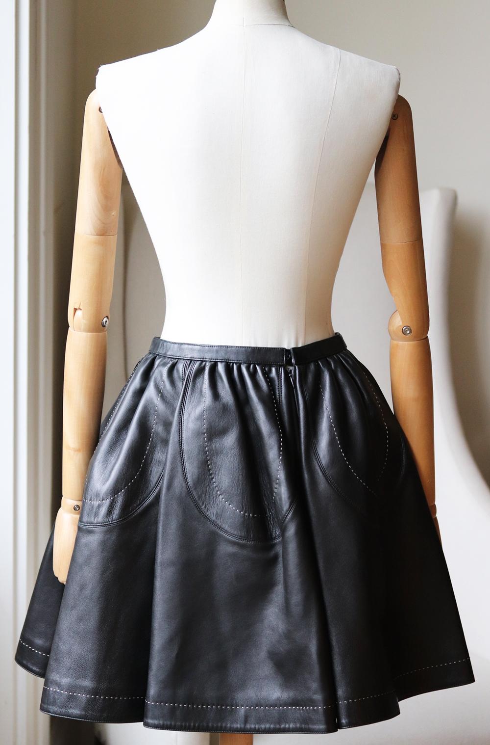 Black Azzedine Alaïa Pleated Leather Skirt 