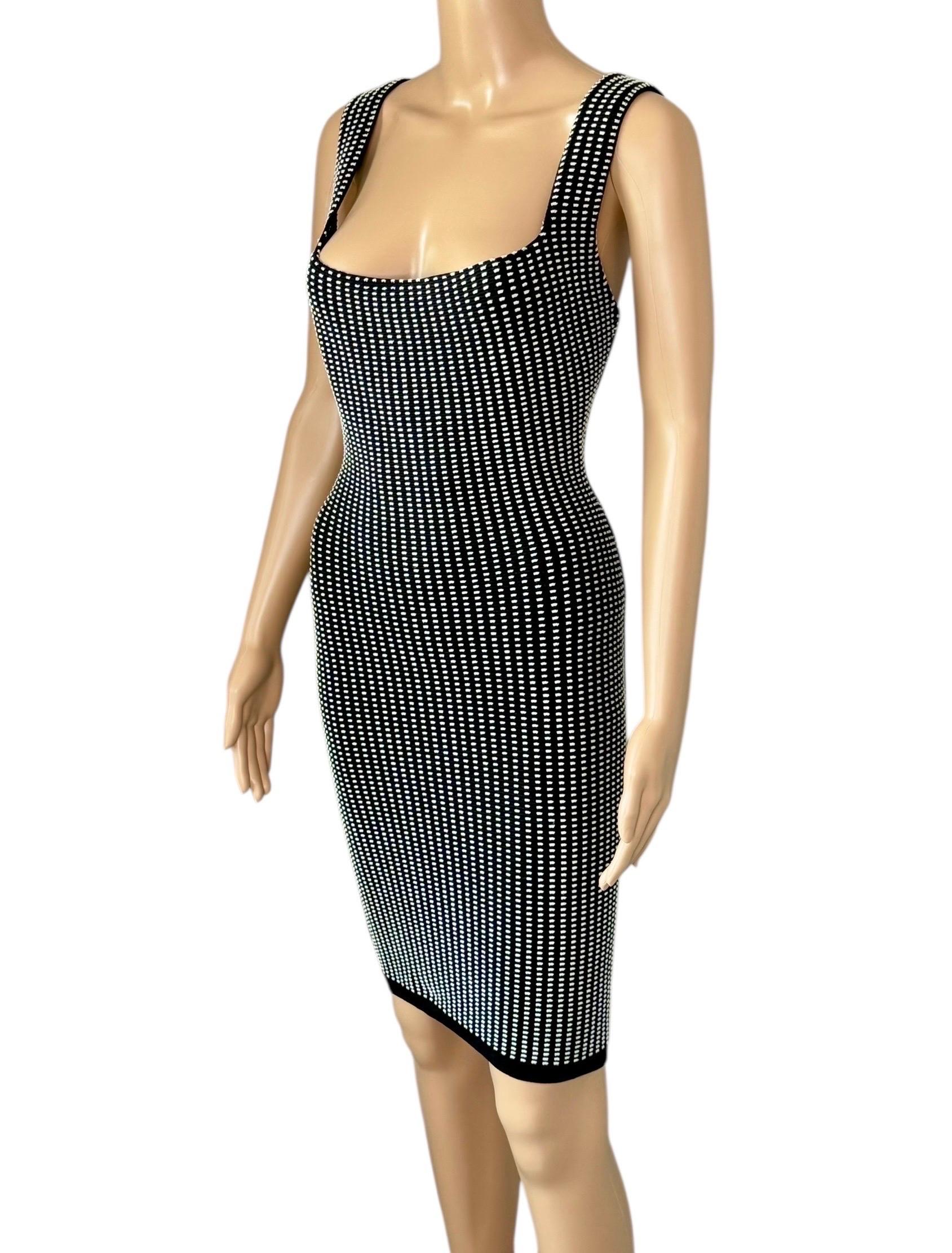 Azzedine Alaia - P/E 1990 - Mini Abito Vintage in Maglia Bodycon con Dot Dot in vendita 1