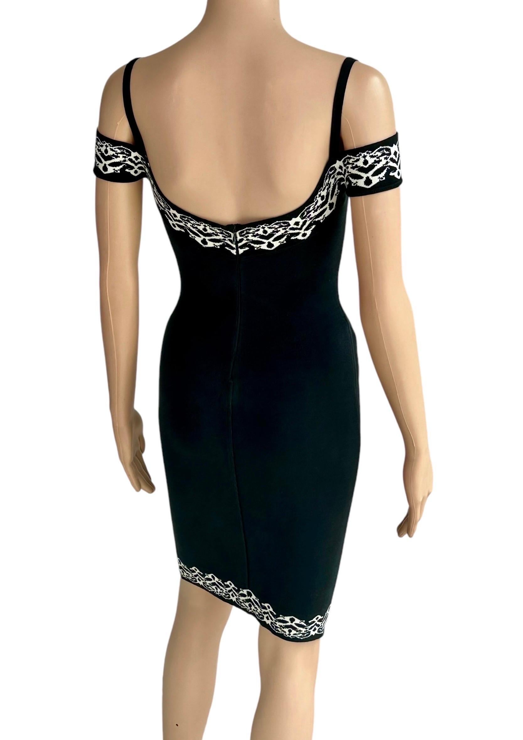 Donna Azzedine Alaia - Passerella P/E 1992 - Mini Abito Bodycon con Spalle Fredde in vendita