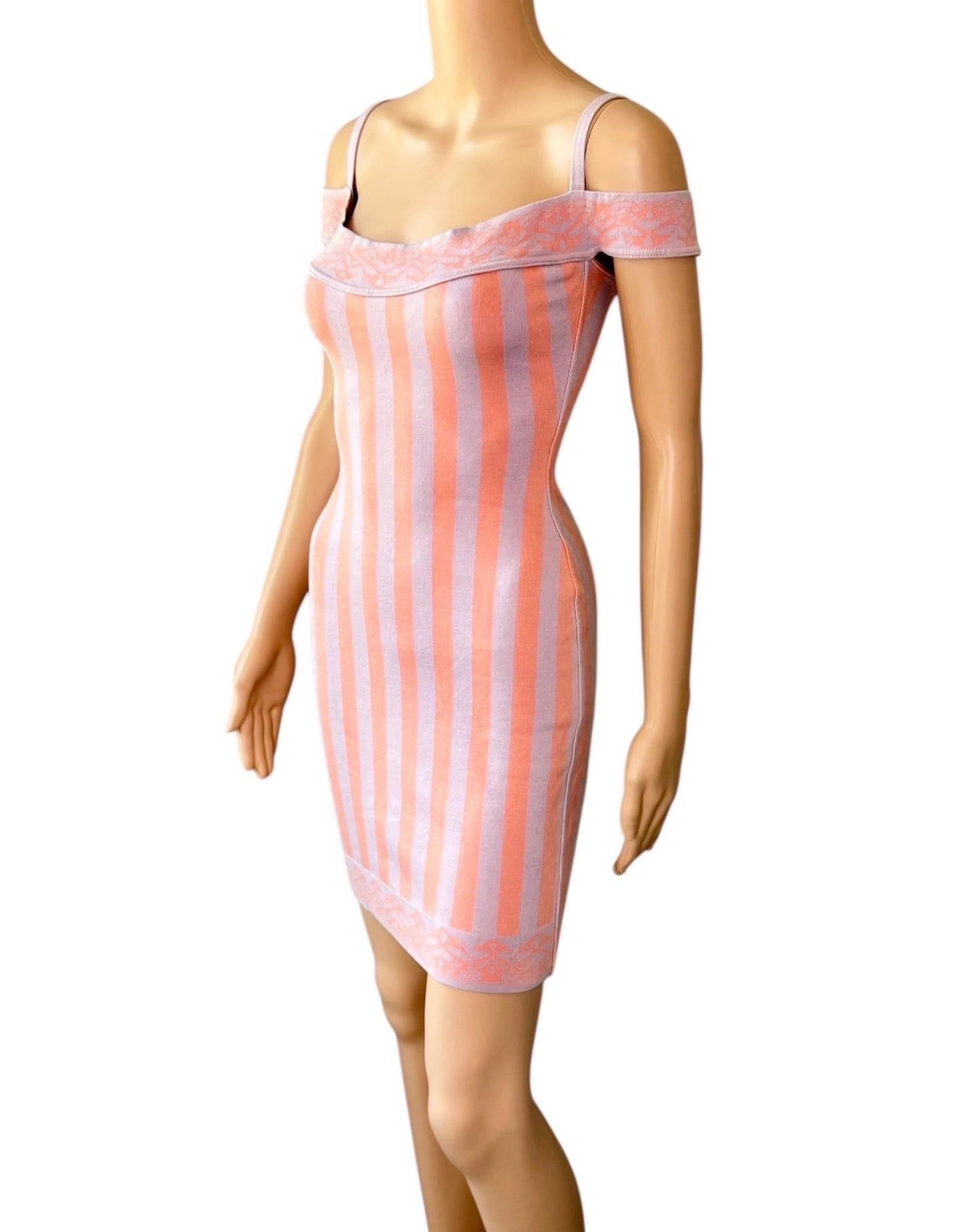 De las mujeres Azzedine Alaia S/S 1992 Pasarela Vintage Mini Vestido Bodycon Rayas Hombros Fríos en venta