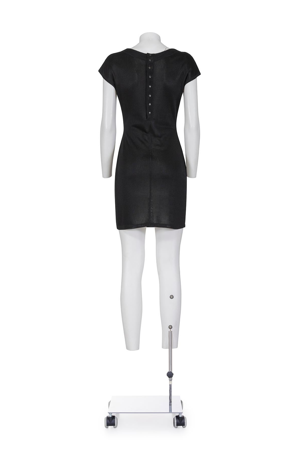 Spring Summer 1986 iconic and rare knitted minidress by Azzedine Alaïa.
Silver press bottom on the back
The composition is 100% acetate 

