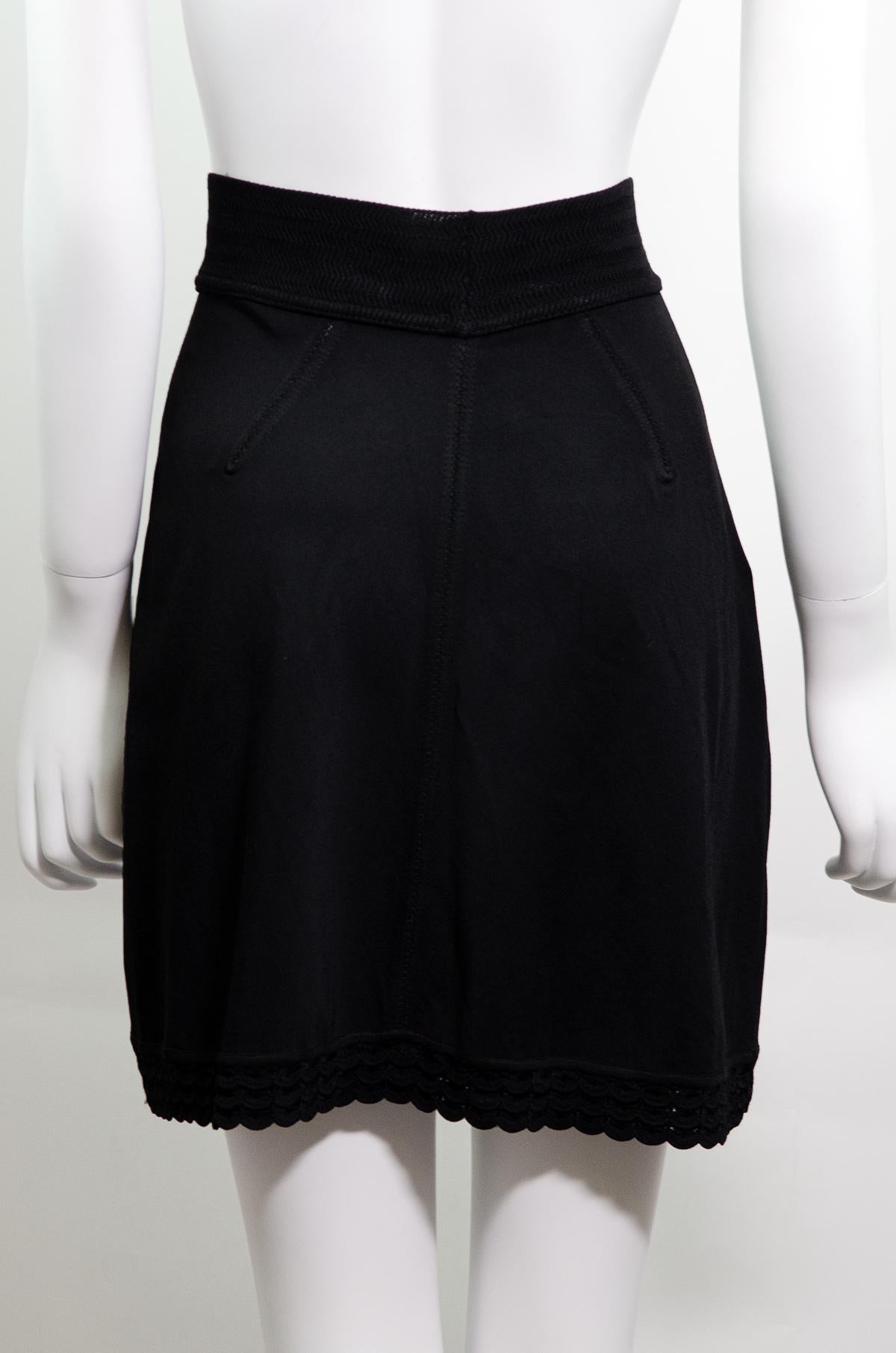 Women's AZZEDINE ALAÏA Vintage 1990s Mini Skirt S For Sale