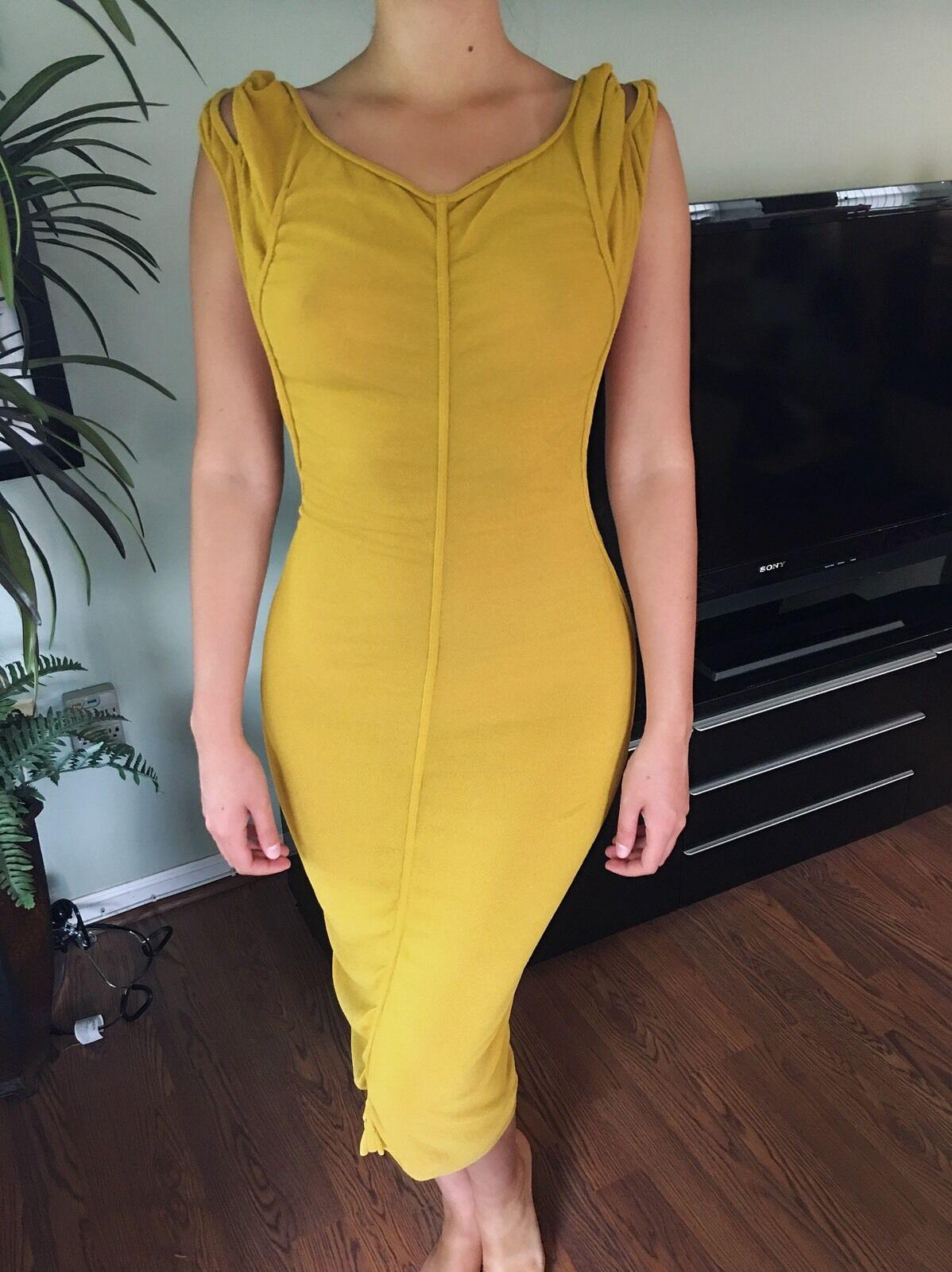 Azzedine Alaia Vintage Cutout Back Bodycon Dress In Good Condition In Naples, FL