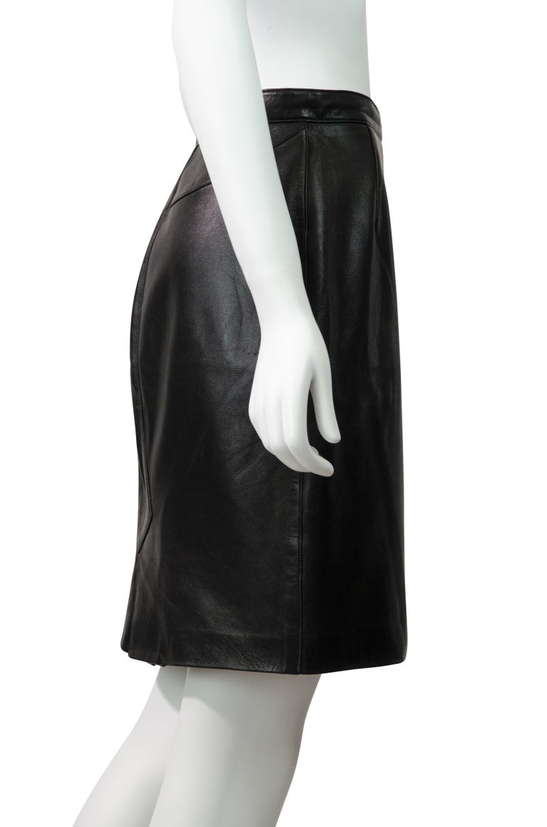 AZZEDINE ALAÏA Vintage Leather Mini Skirt For Sale at 1stDibs