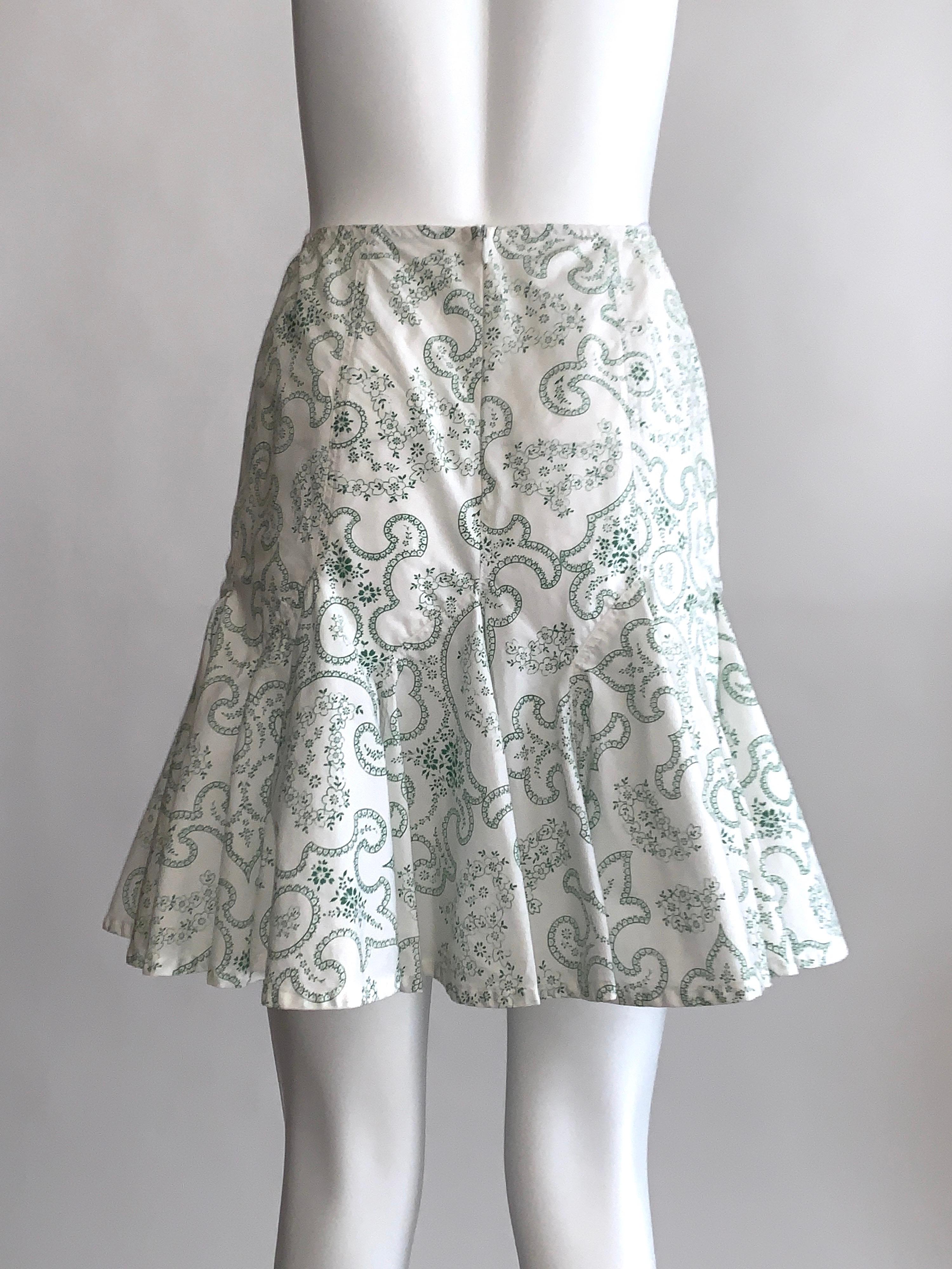 Gonna a tubino Alaia con fondo floreale Paisley bianco e verde In condizioni buone a San Francisco, CA