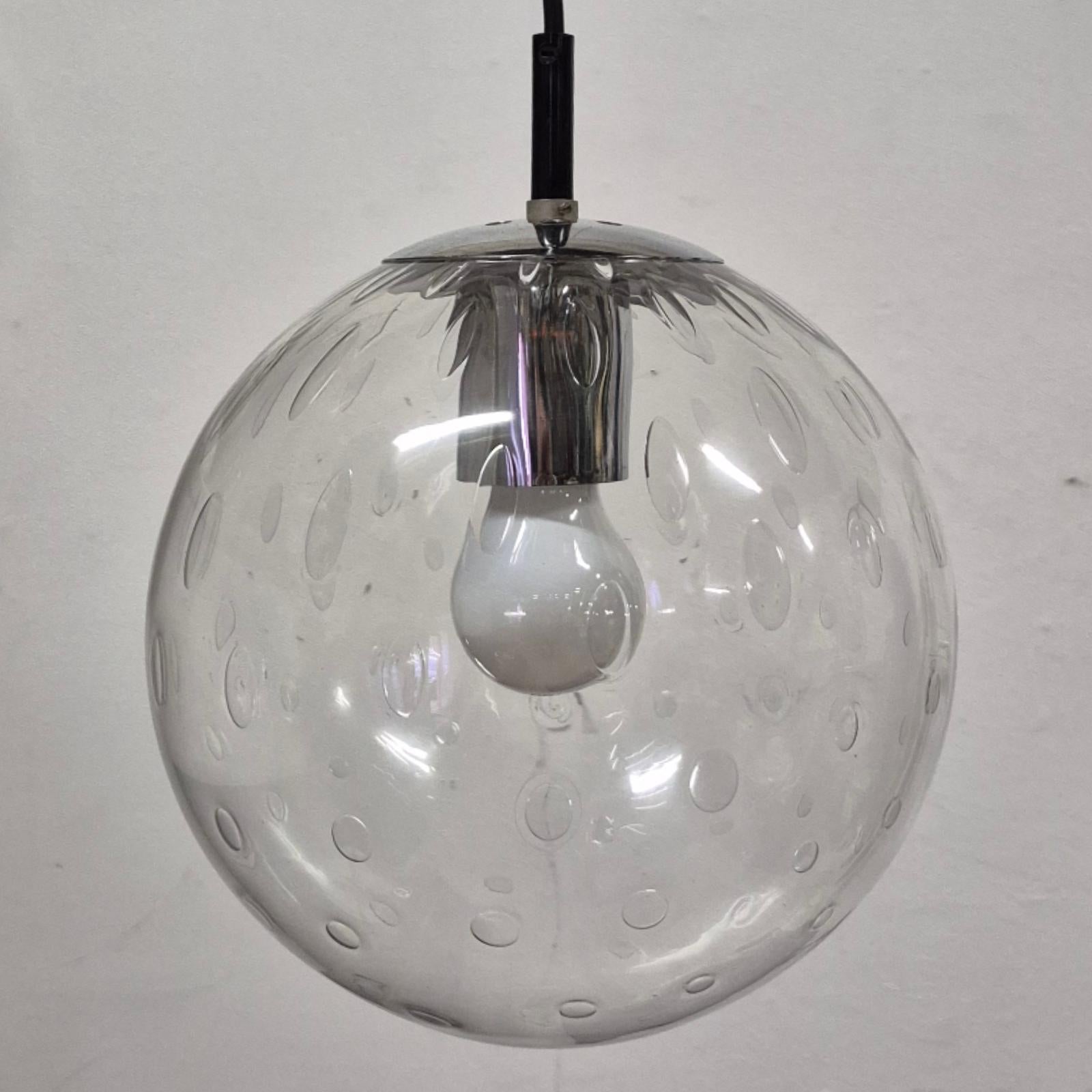 B-1224 Lámpara colgante de vidrio con forma de gota de Raak, Países Bajos Años 70 Holandés en venta