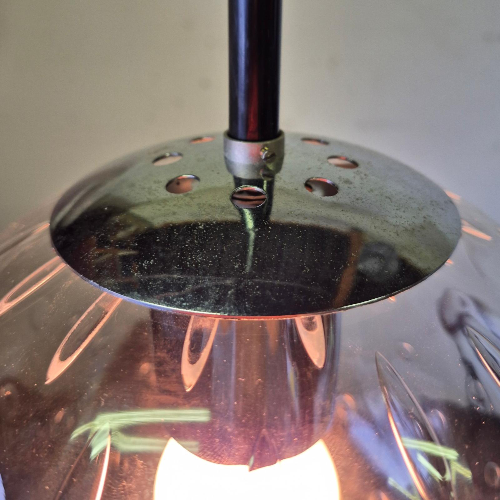 B-1224 Lámpara colgante de vidrio con forma de gota de Raak, Países Bajos Años 70 siglo XX en venta