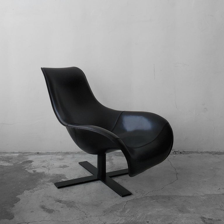 B and B Italia Black Leather Mart Swivel Chair For Sale at 1stDibs