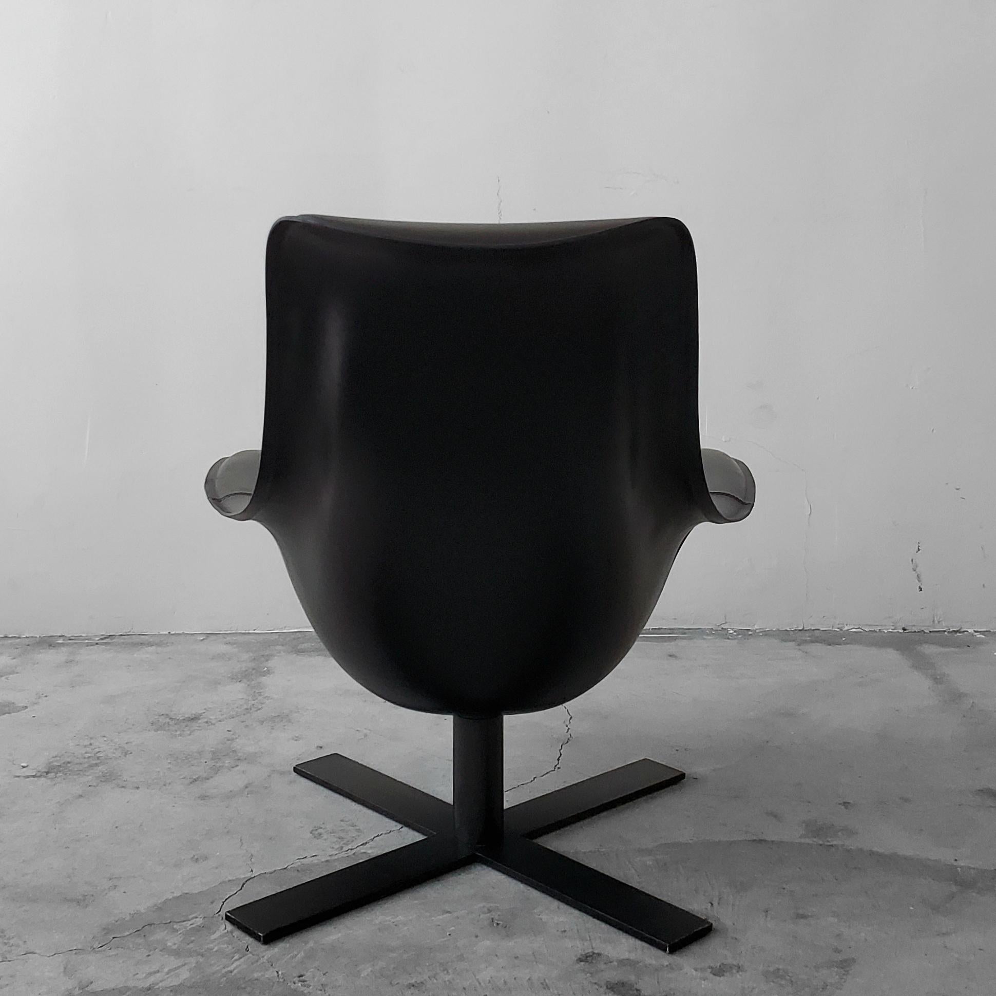 Modern B & B Italia Black Leather Mart Swivel Chair
