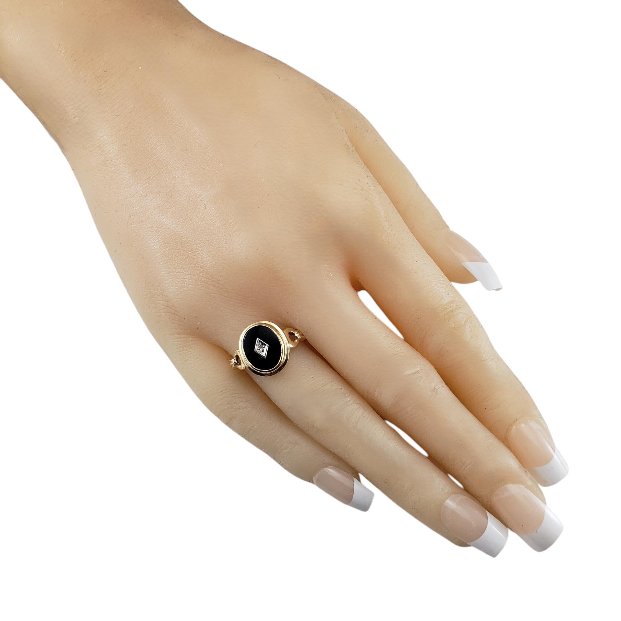 B & F 10 Karat Yellow Gold Onyx and Diamond Ring Size 5.75 #19751 For Sale 1