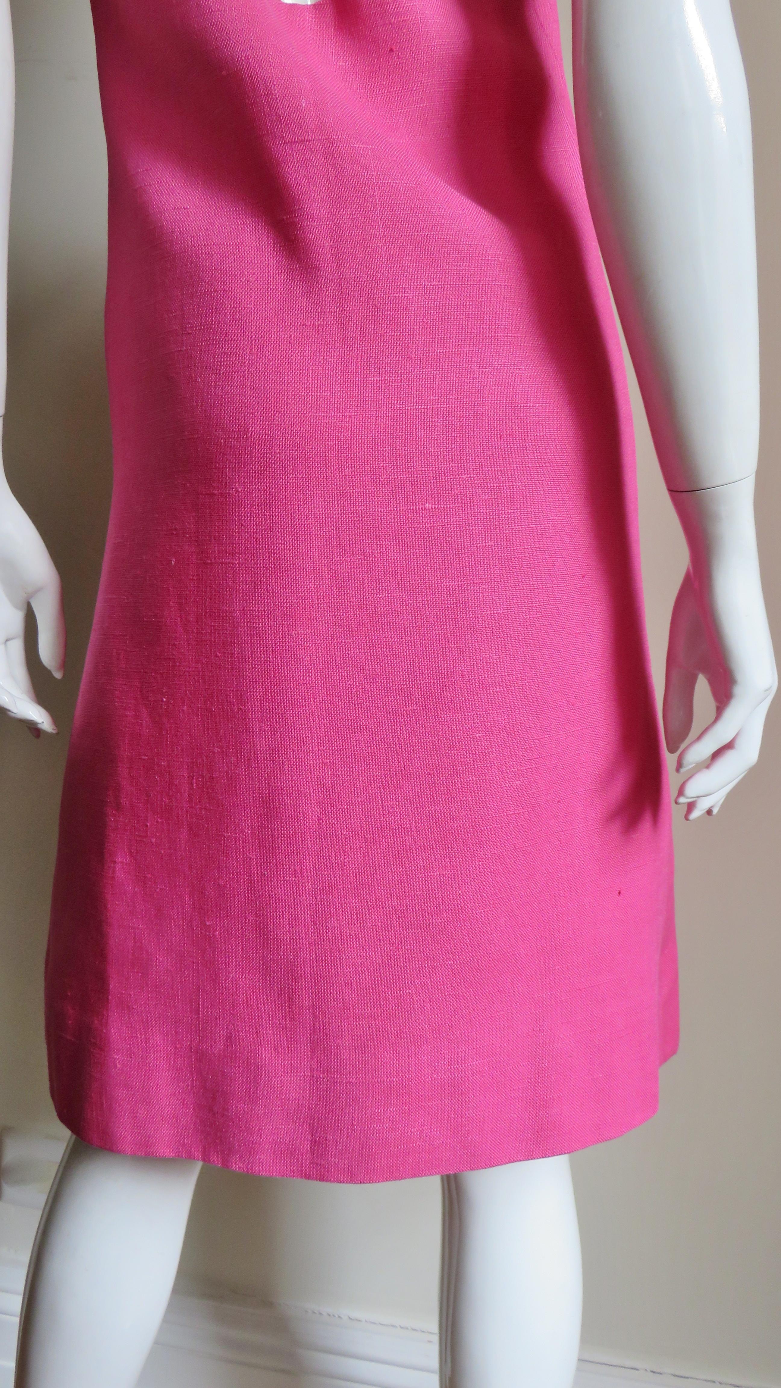 B H Wragge 1967 Linen Dress with Cutout Back For Sale 5