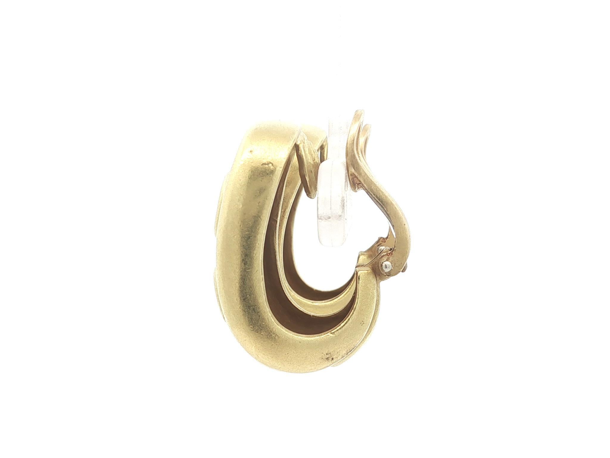 B. KIESELSTEIN-CORD Boucles d'oreilles en or jaune 18 ct à sections de diamants graduées Bon état - En vente à Montclair, NJ