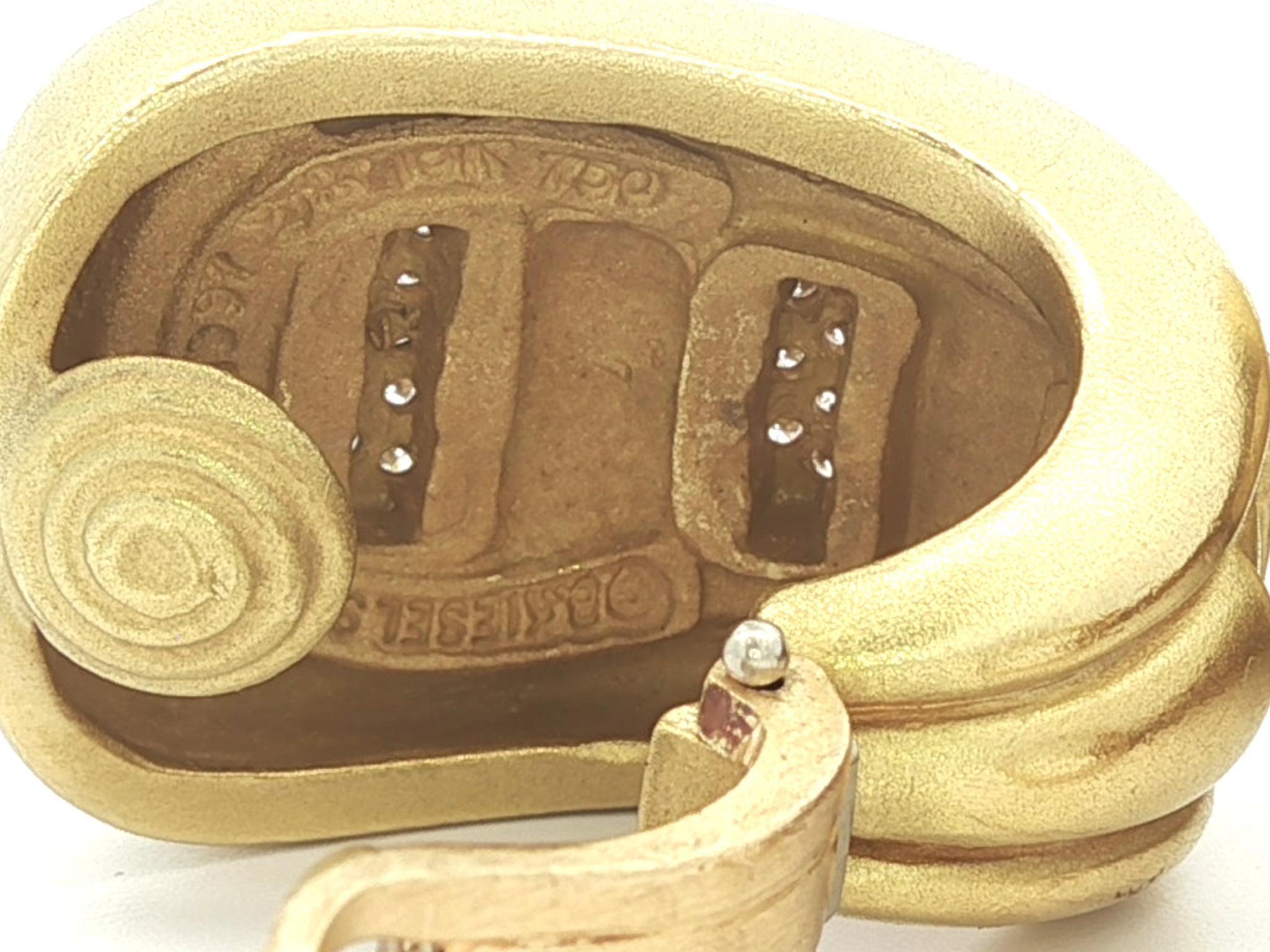 B. KIESELSTEIN-CORD Boucles d'oreilles en or jaune 18 ct à sections de diamants graduées en vente 2