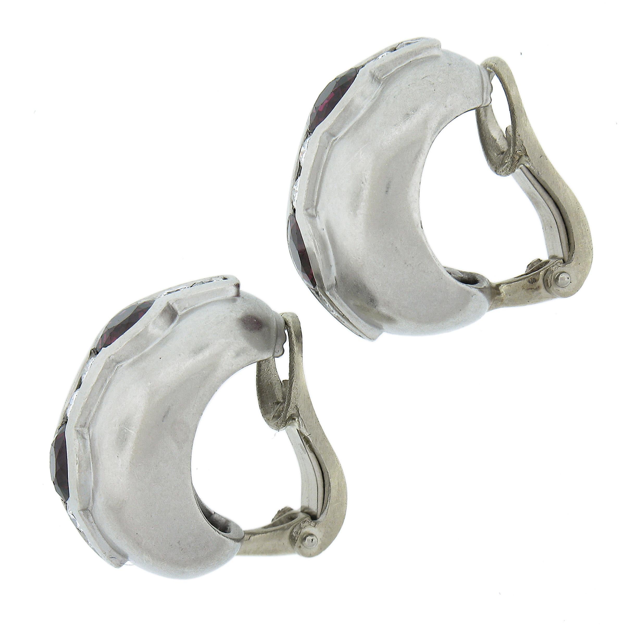 Taille ronde I Kieselstein Cord Platinum GIA Ruby & Diamond Cuff Clip on Statement Earrings (boucles d'oreilles à clip) en vente