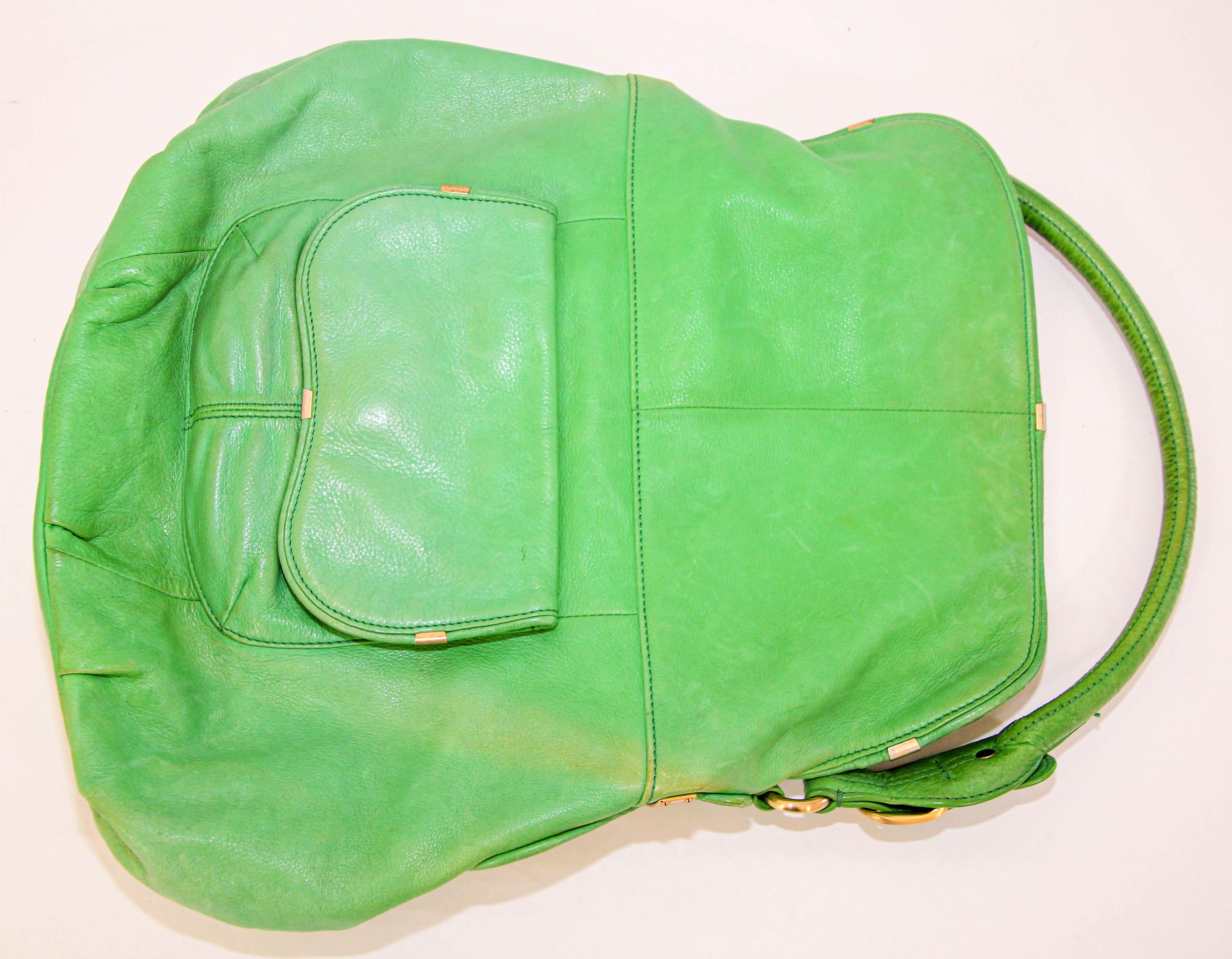 B. Makowsky Green Leather Shoulder Bag For Sale 4