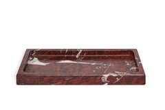 "B" Marble Tray, Morfosi