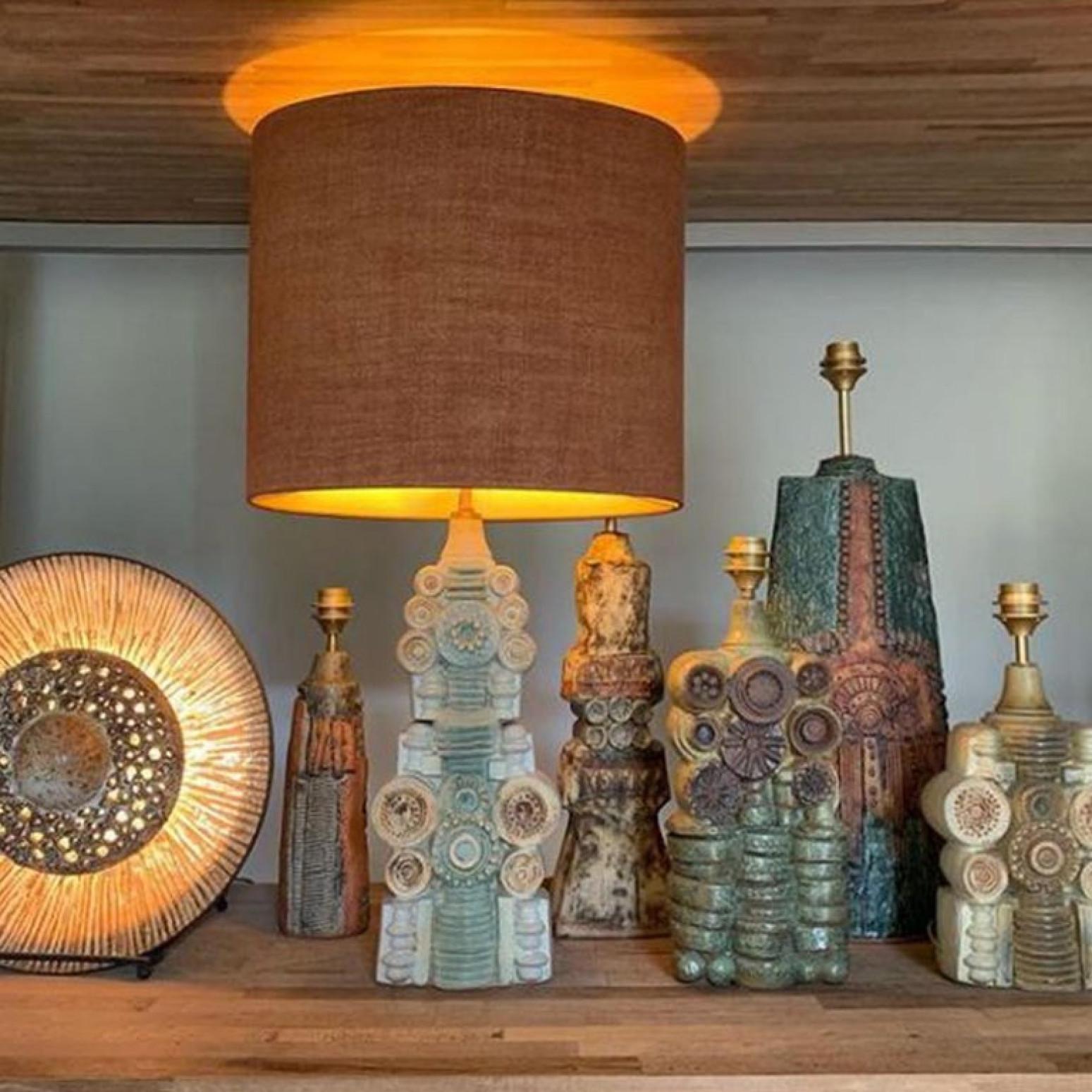 B. Lampe de table en céramique Rooke avec abat-jour en soie fait sur mesure René Houben, 1960s en vente 3