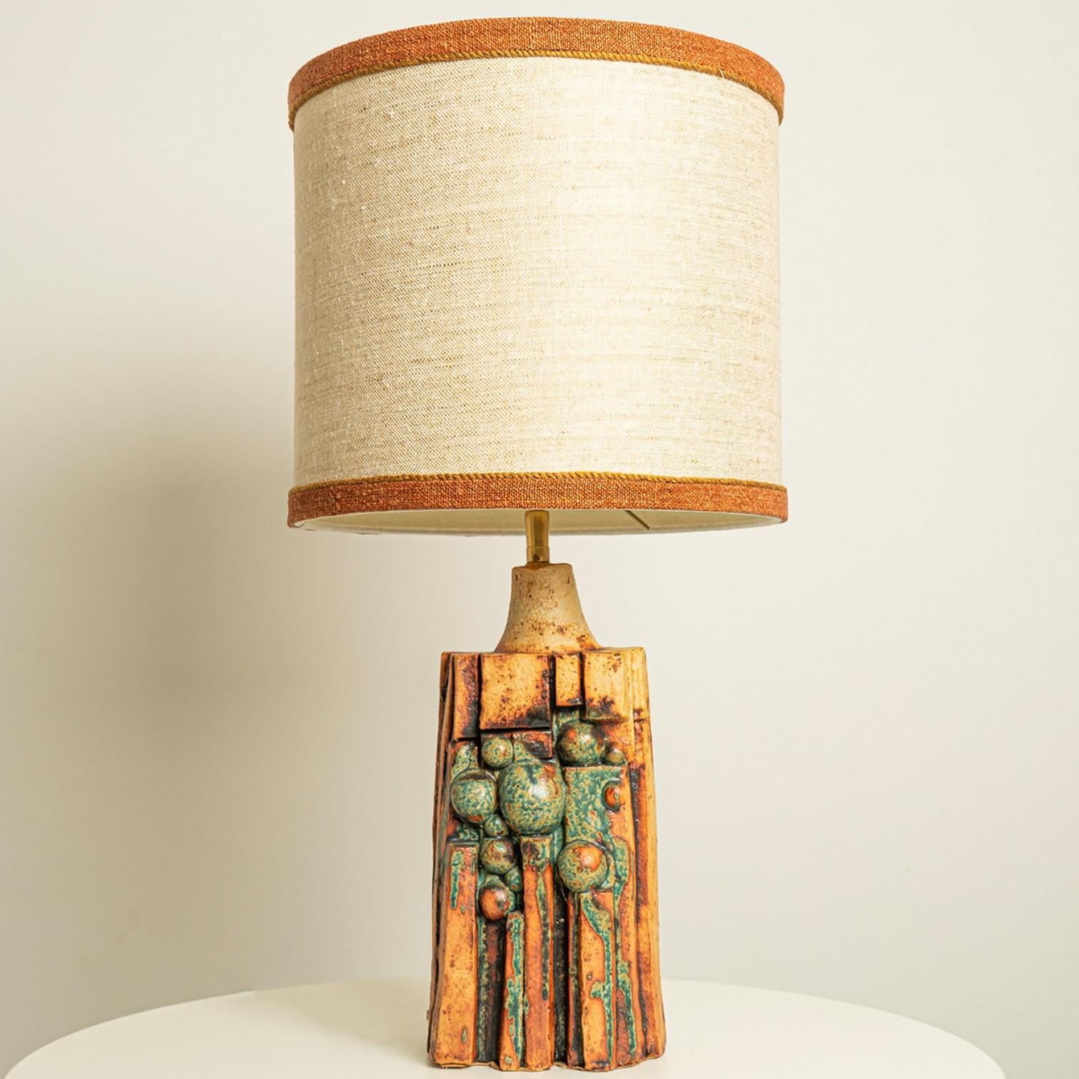 B. Rooke Ceramic Table Lamp with Custom Silk Lampshade René Houben, 1960s In Good Condition For Sale In Rijssen, NL