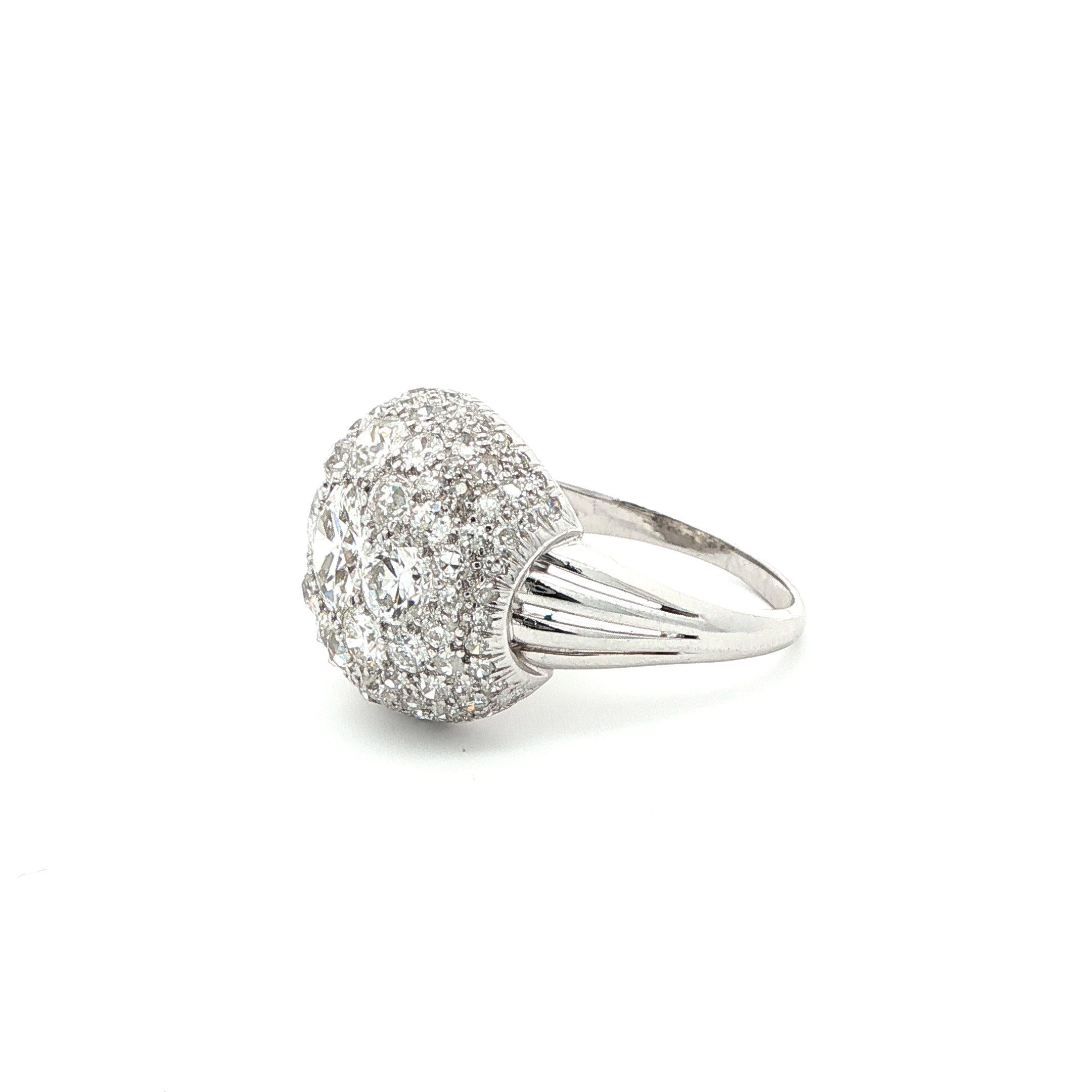 B & Sons Art Deco Platinum IGI Certifed Dimond Ring In Excellent Condition For Sale In Miami, FL