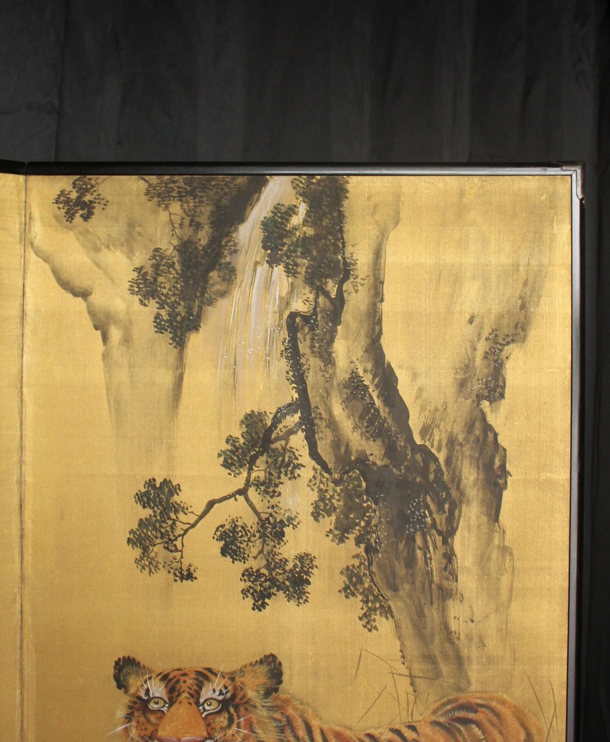 B13 Japanese Antiques 2panels, silk, folding Screen with Tiger For Sale 2