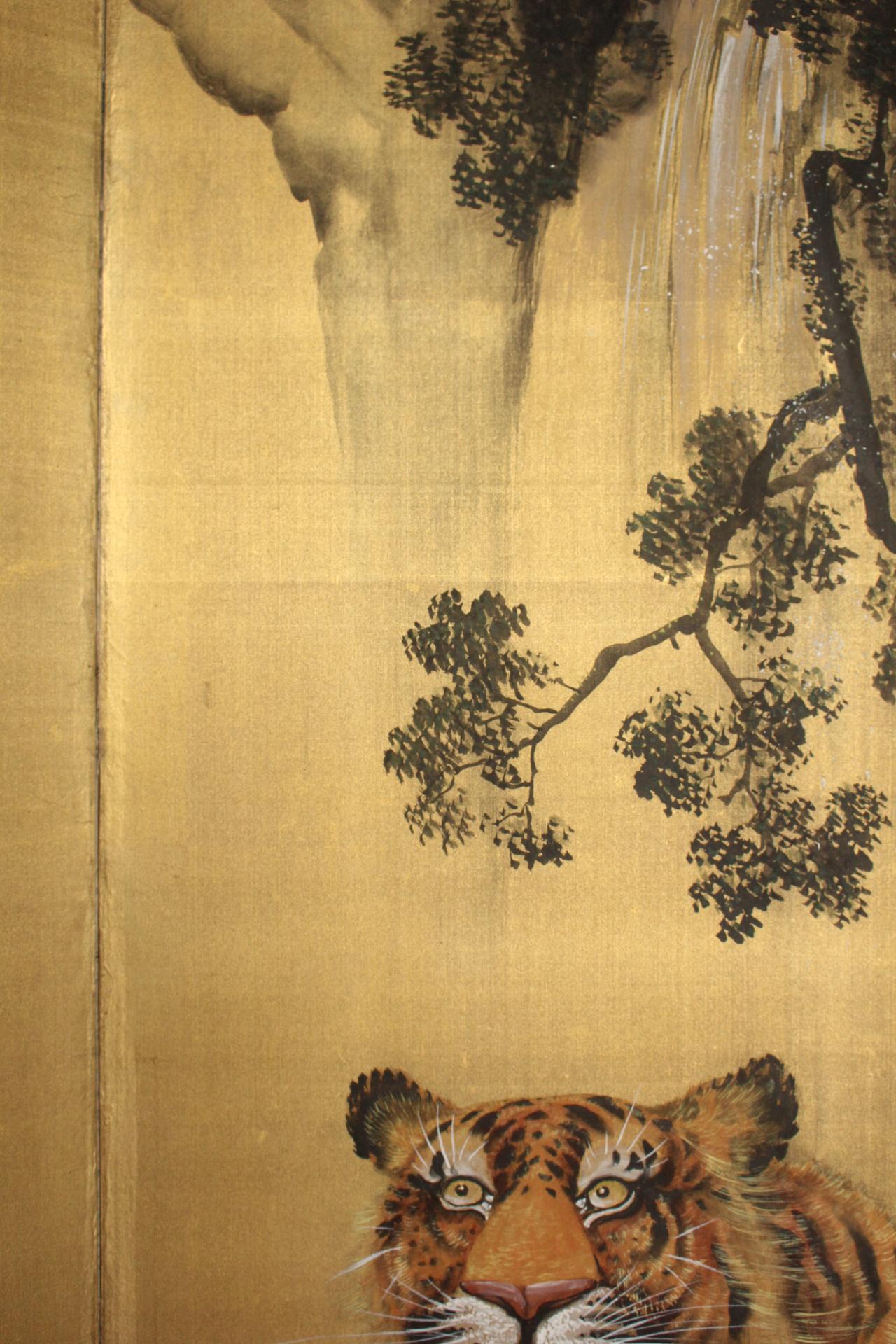 B13 Japanese Antiques 2panels, silk, folding Screen with Tiger For Sale 3