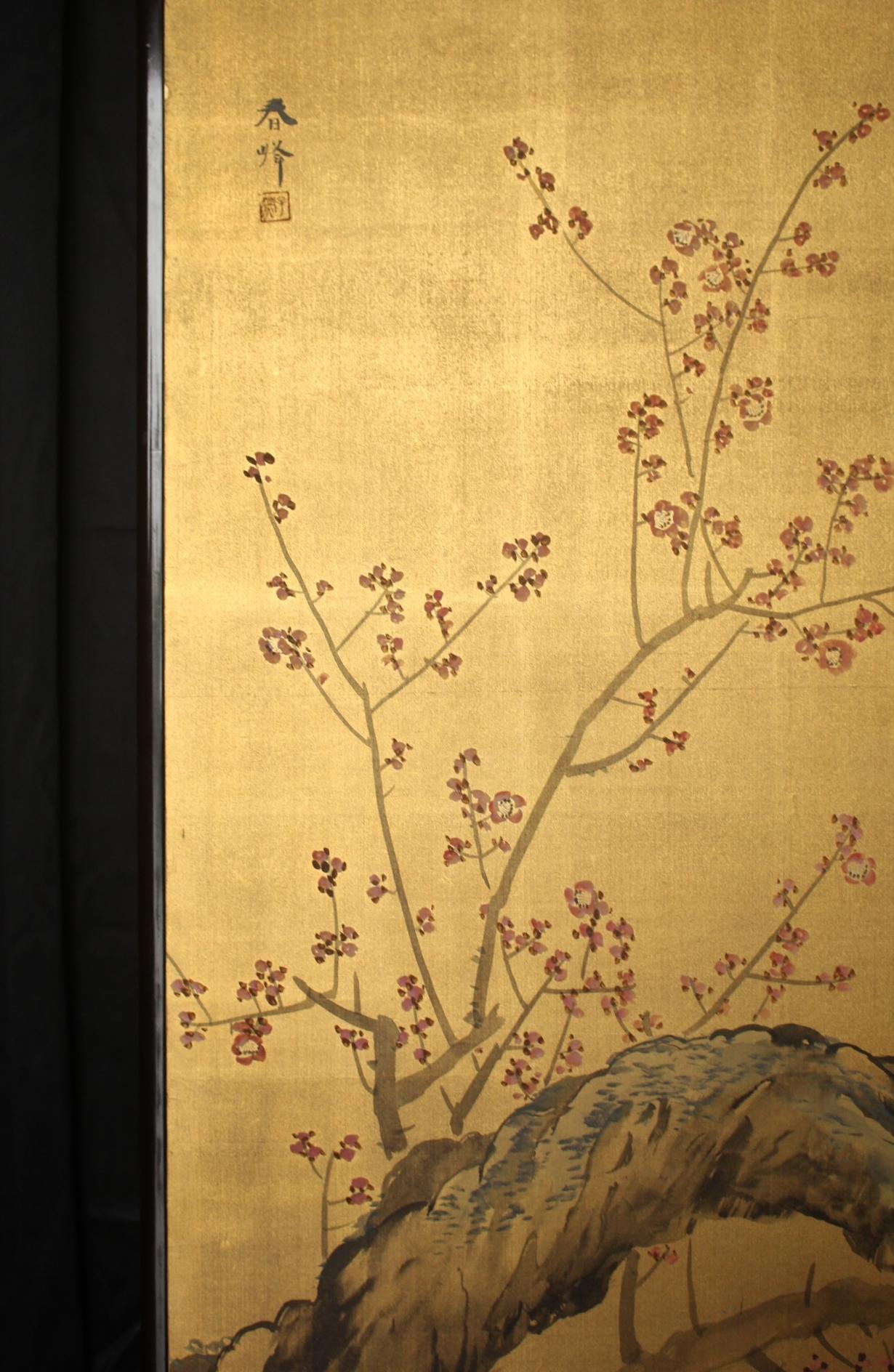 B14 Japanese Antiques 2panels, silk, folding Screen with Gold basGold base For Sale 4