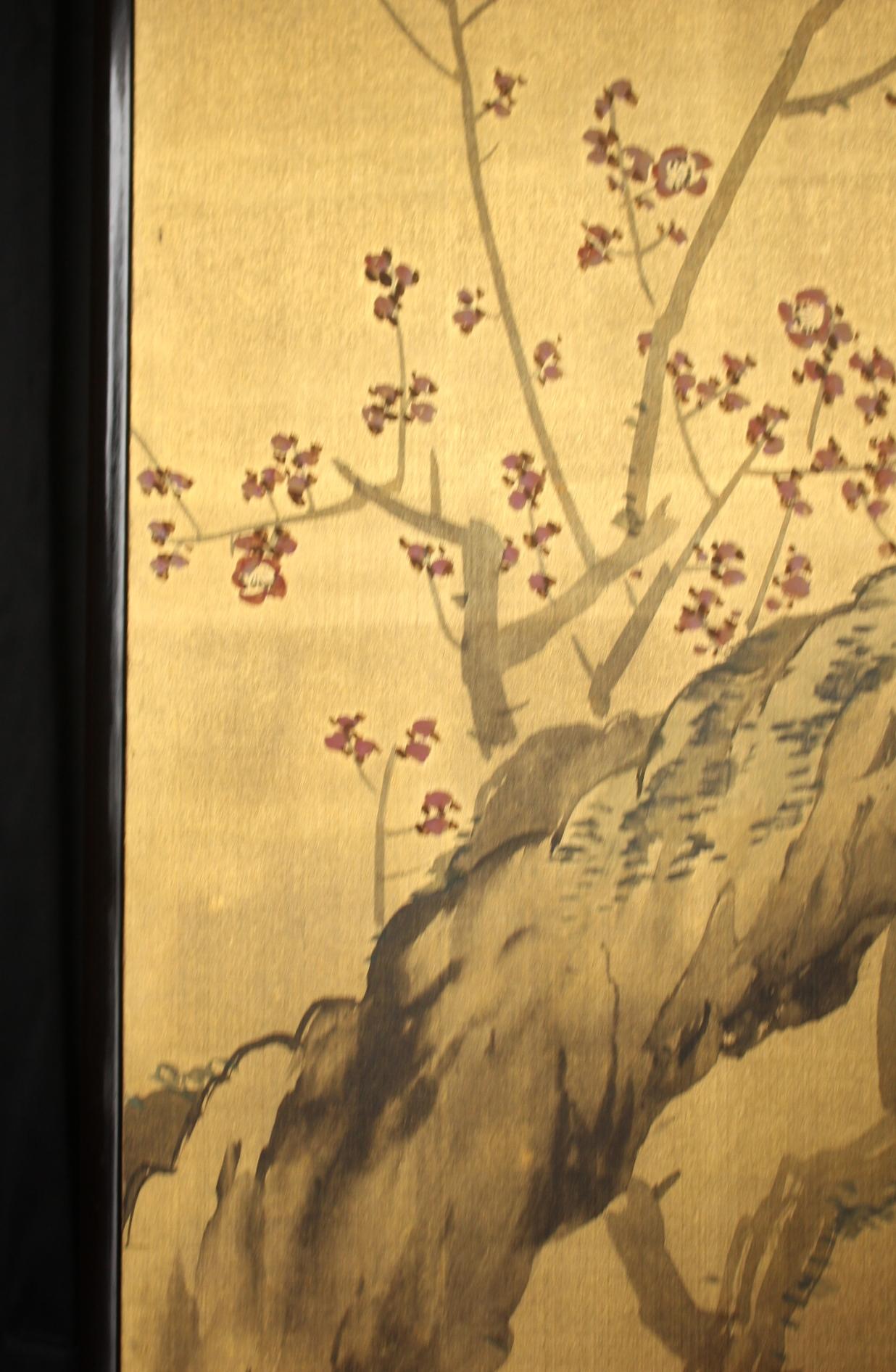 B14 Japanese Antiques 2panels, silk, folding Screen with Gold basGold base For Sale 6